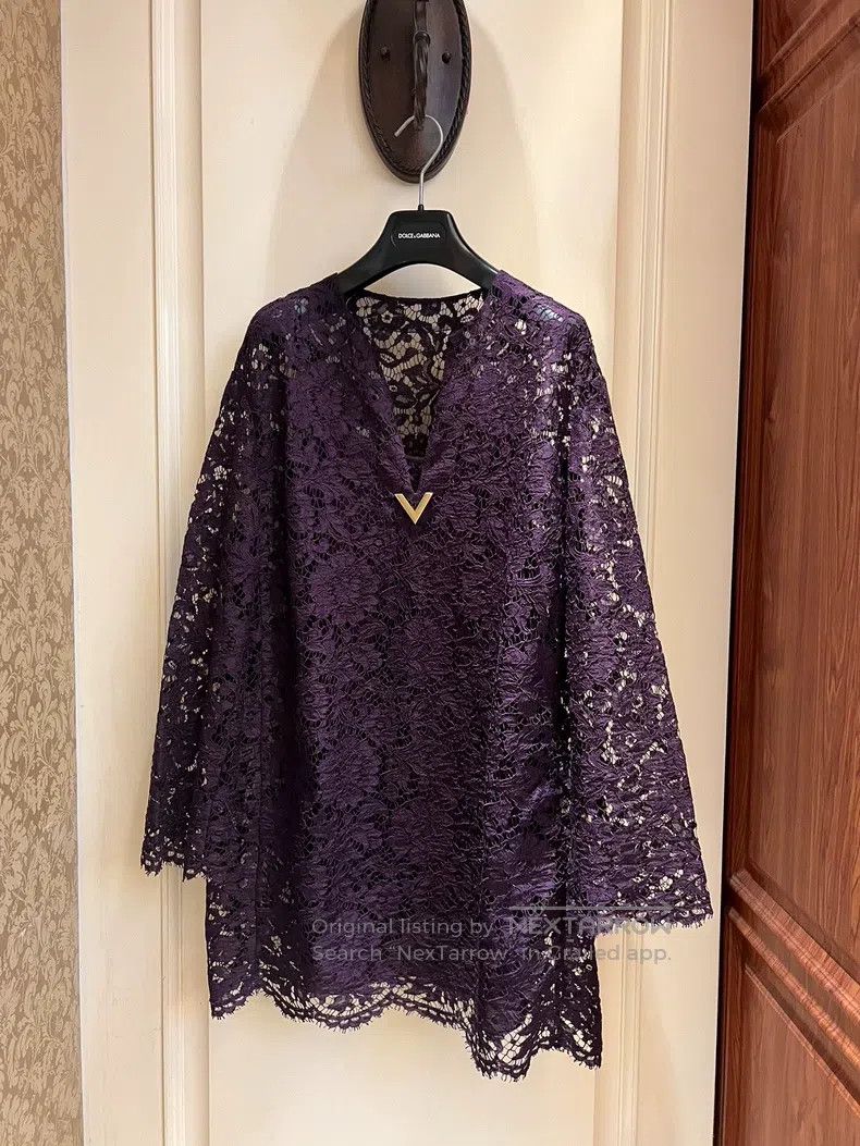 Valentino Valentino Lace dress Size S / US 4 / IT 40 - 1 Thumbnail