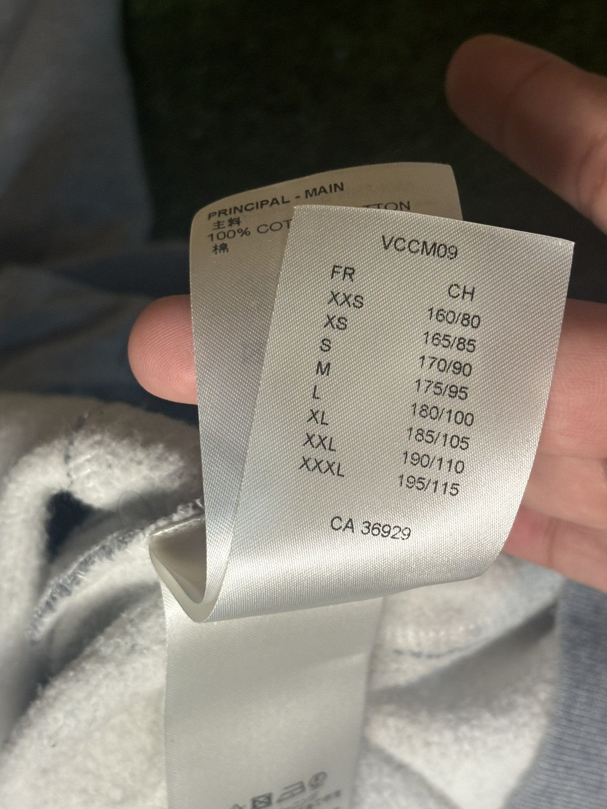 Louis Vuitton Louis Vuitton grey monogram hoodie Size US XS / EU 42 / 0 - 14 Thumbnail