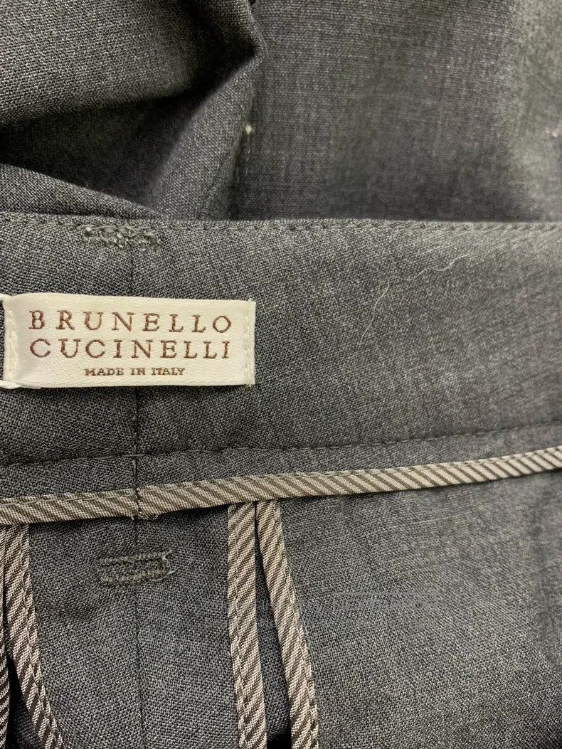 Brunello Cucinelli Brunello Cucinelli Gray beaded long trousers Size 26" / US 2 / IT 38 - 4 Thumbnail