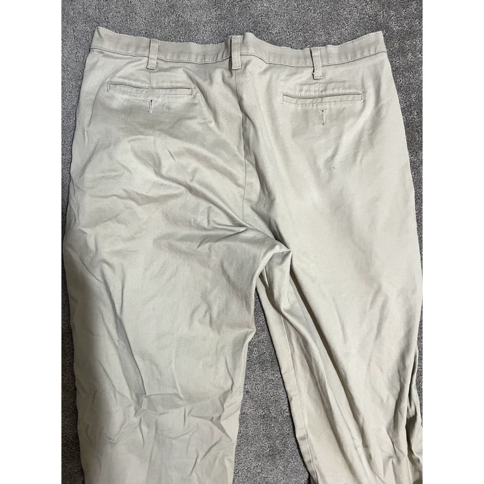 Lee Lee Pants Men 36x30 Beige Total Freedom Relaxed Fit Straight Leg Stretch Dress Pants Size US 36 / EU 52 - 2 Thumbnail