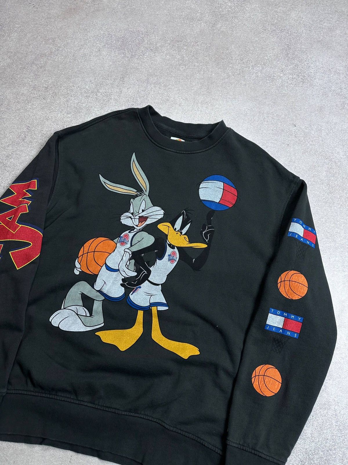 Tommy Hilfiger Tommy Hilfiger x Space Jam Sweatshirt L Size US L / EU 52-54 / 3 - 3 Thumbnail