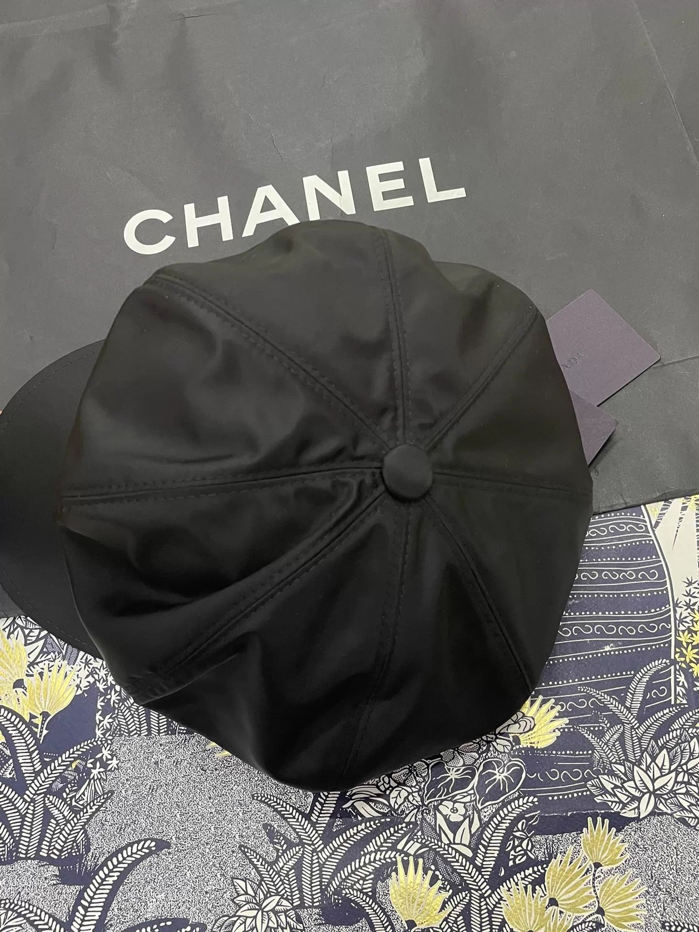 Prada Prada Black Nylon Reversible Newsboy Cap L 59cm Triangle Size ONE SIZE - 5 Thumbnail