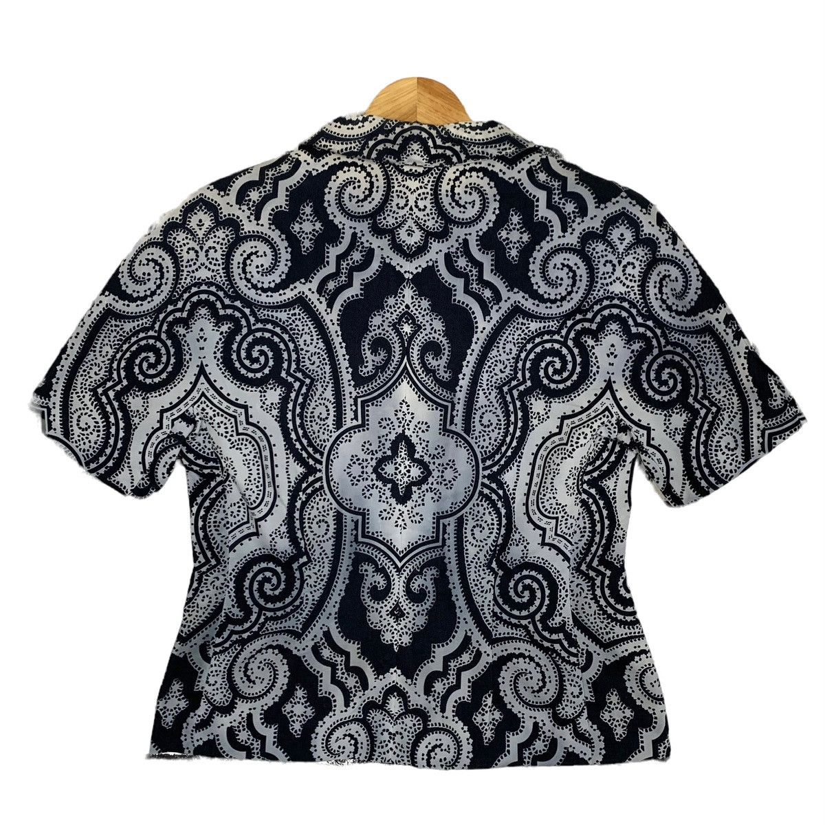 Celine Celine Paris Paisley Printed Women Button Up Blouse Shirt Size S / US 4 / IT 40 - 8 Thumbnail