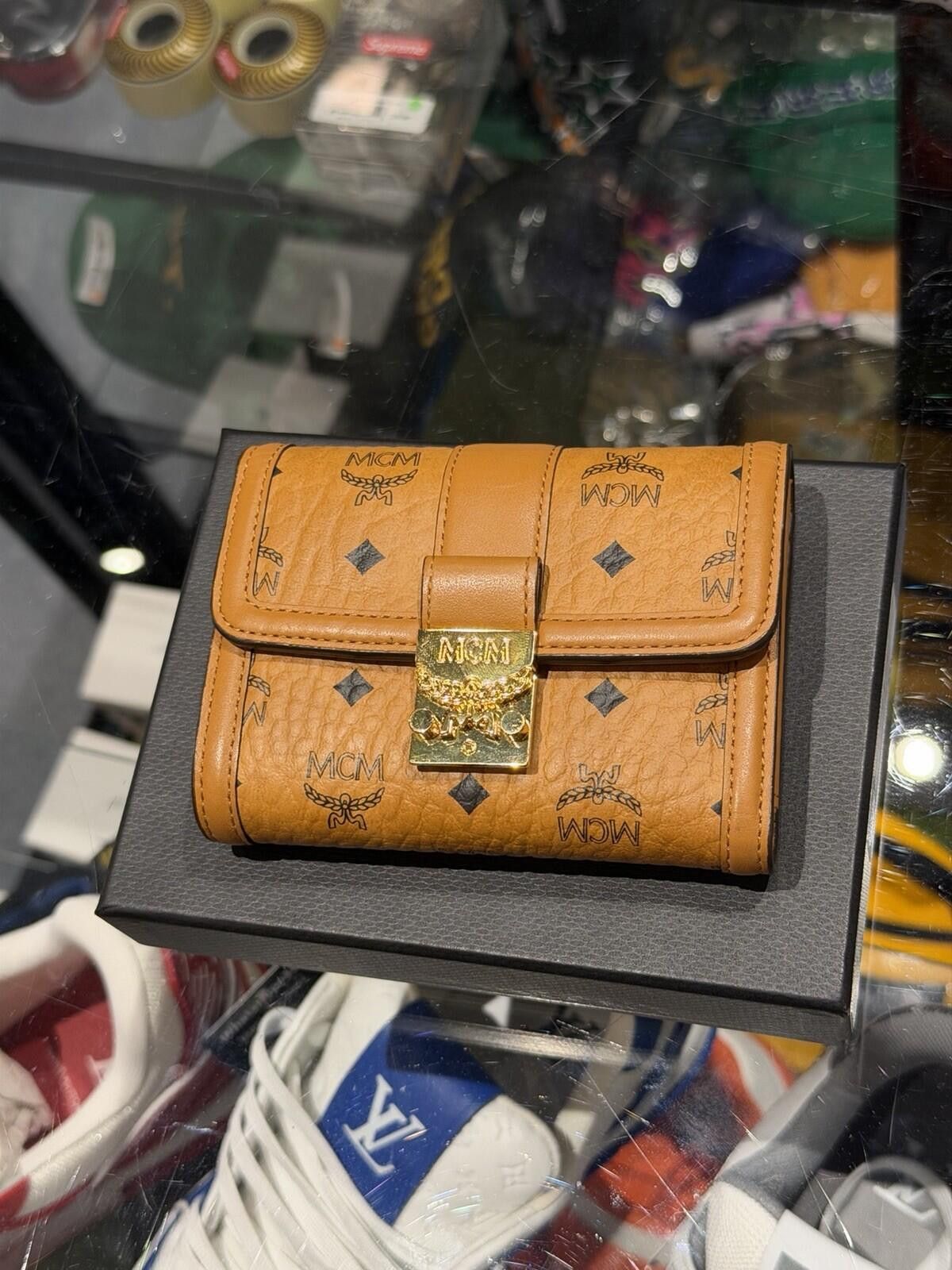 MCM MCM Visetos Tri-fold Leather Wallet Camel Monogram Women Size ONE SIZE - 4 Thumbnail