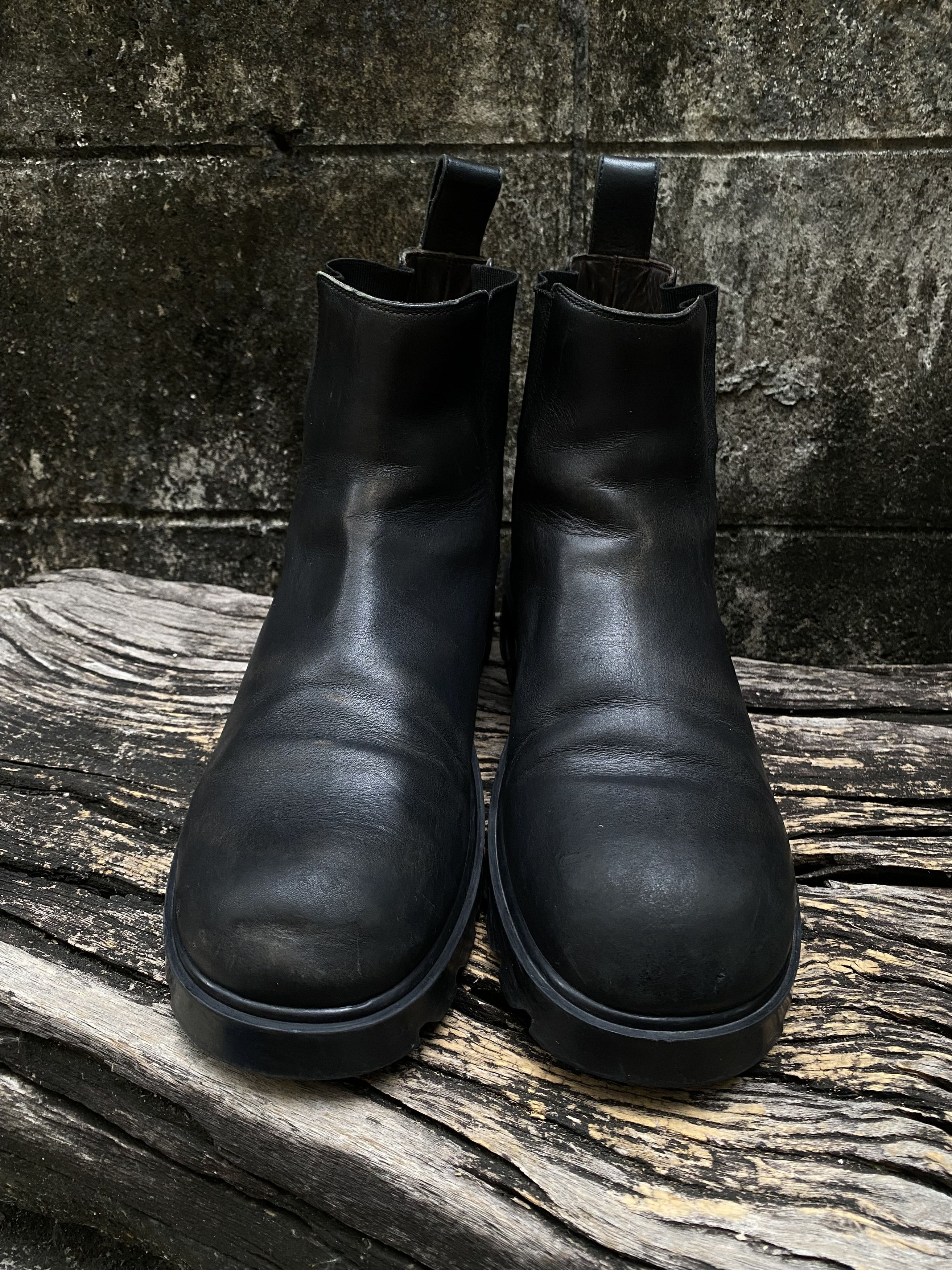 Bottega Veneta Bottega Veneta Tire Chelsea Boots Black Leather EU41 Size US 8 / EU 41 - 3 Thumbnail