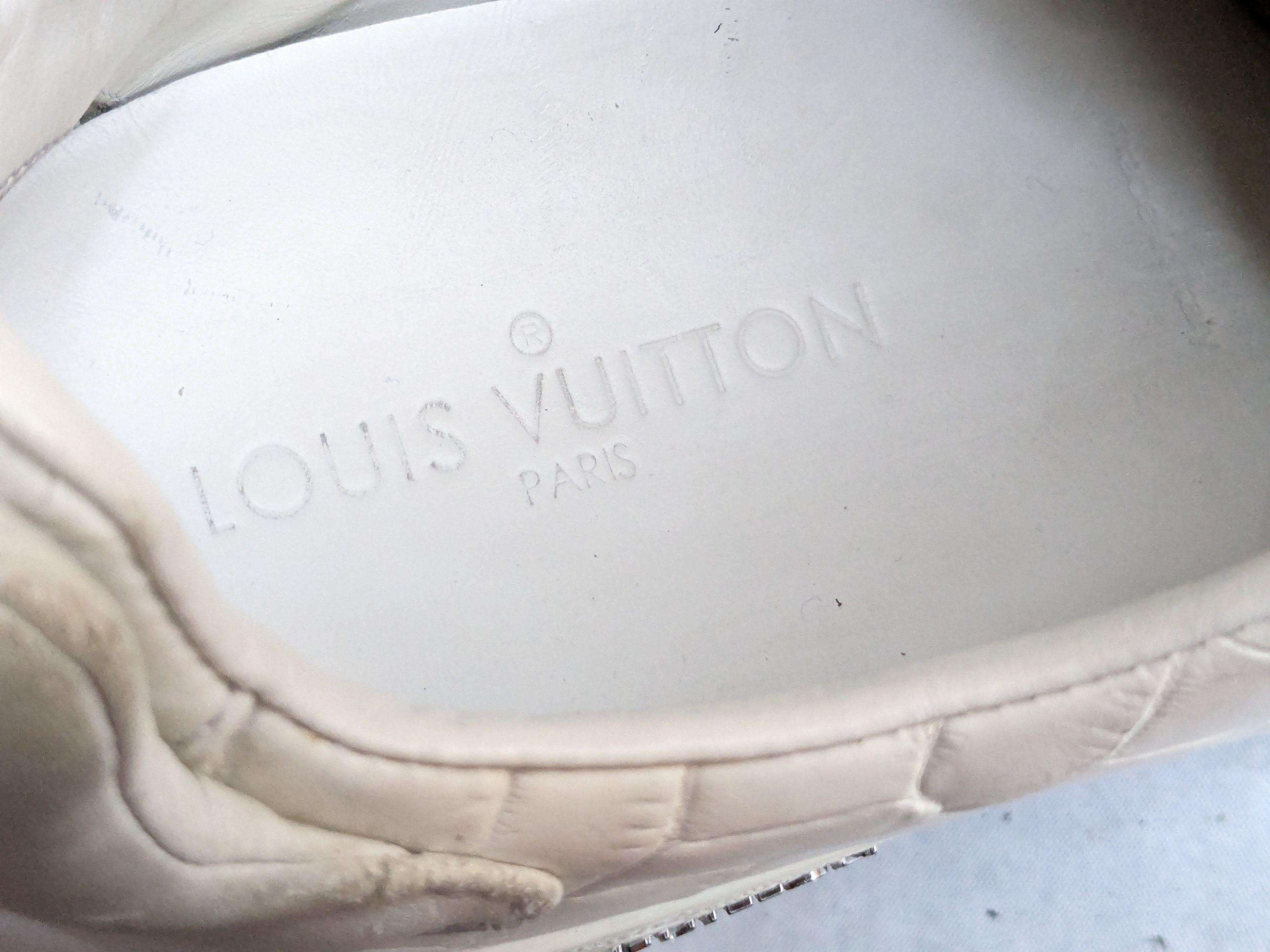 Louis Vuitton Louis Vuitton Frontrow Sneakers White 9 Croc Low Tops Size US 9 / EU 42 - 11 Thumbnail
