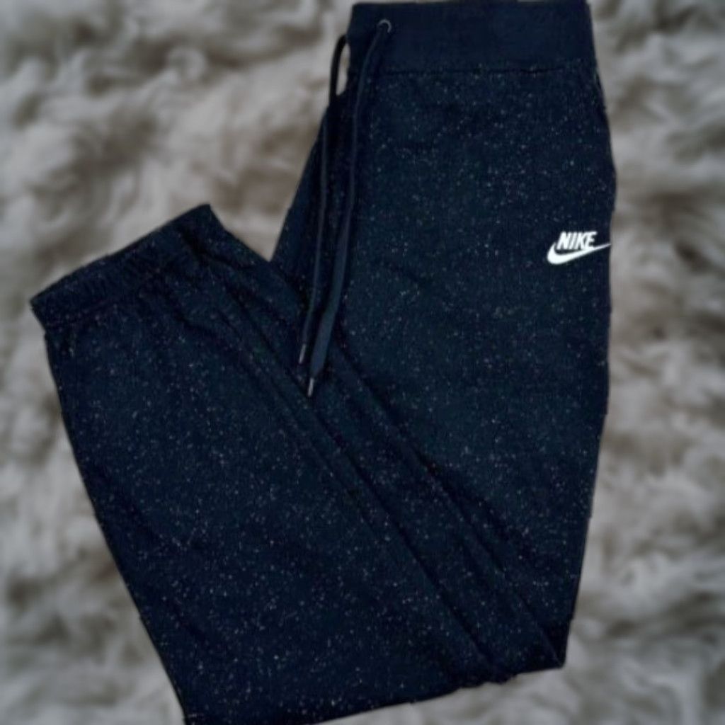Nike Men’s Joggers Polkadot Accents Black Medium