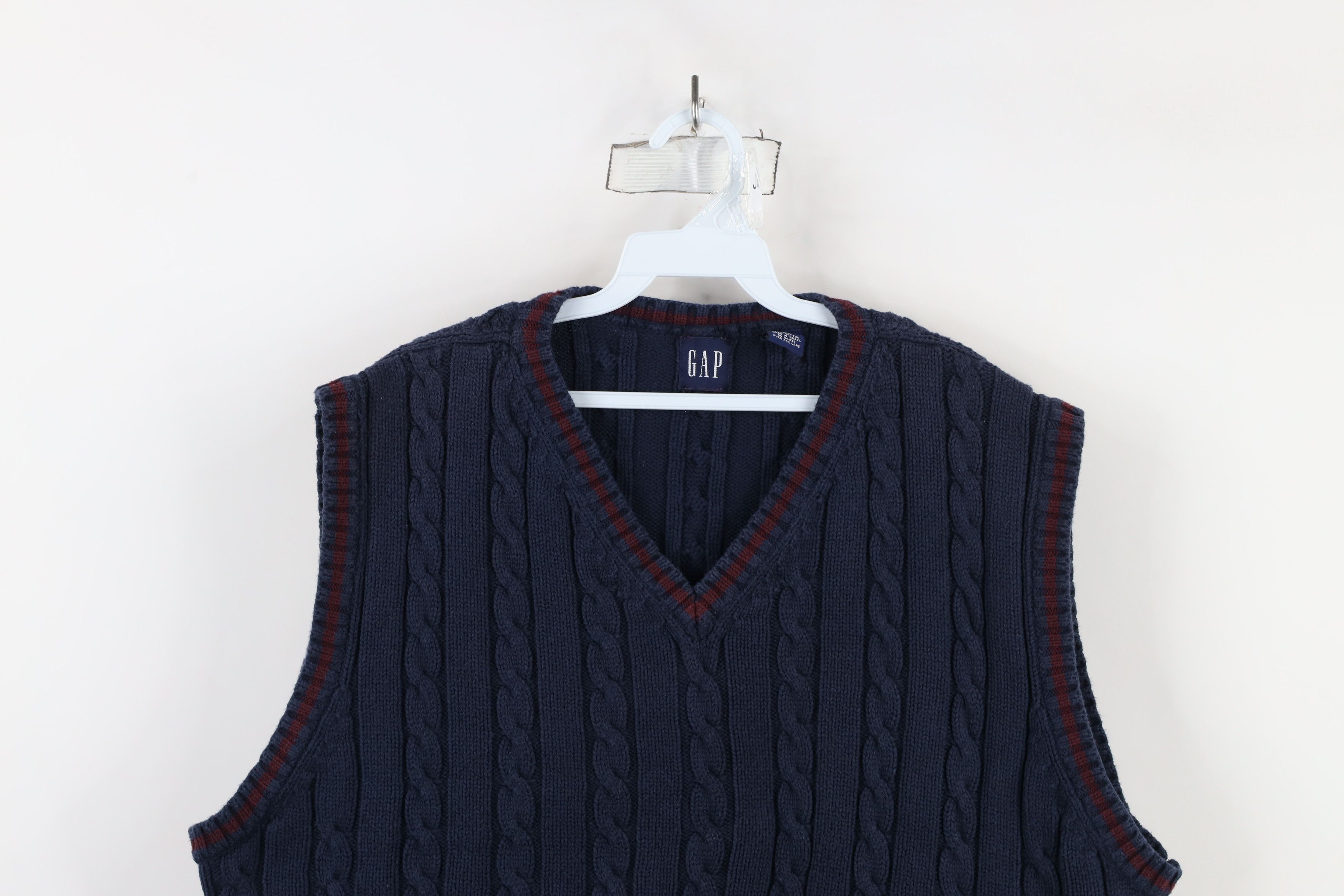 Gap × Vintage Vintage 90s Gap Cable Knit V-Neck Sweater Vest Blue Cotton Size US XL / EU 56 / 4 - 2 Thumbnail