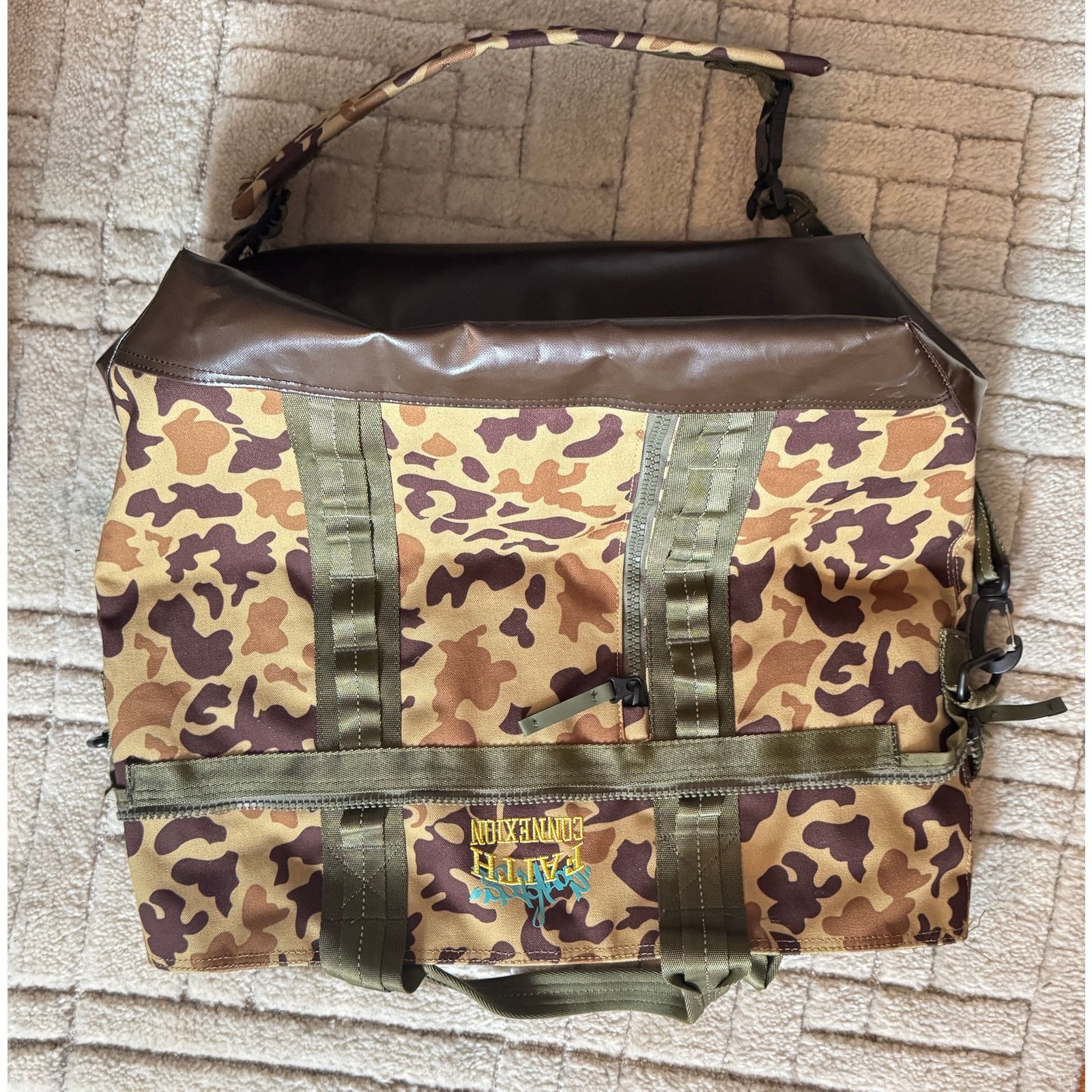 Converse Converse x Faith Connexion Utility Large Tote Bag Urban Camo Size ONE SIZE - 1 Thumbnail