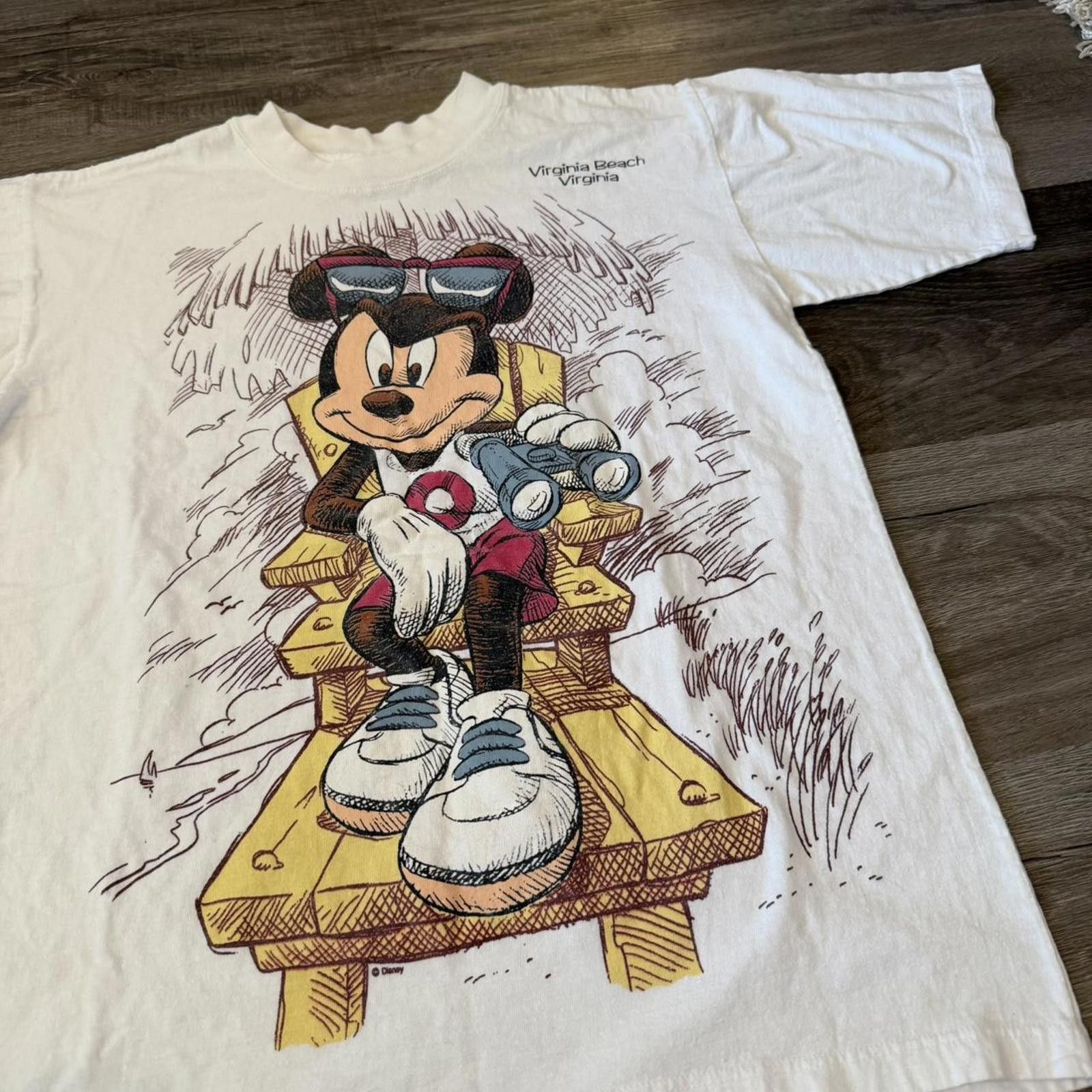 Disney Vintage Mickey Mouse lifeguard Virginia beach t shirt 90s M Size US M / EU 48-50 / 2 - 1 Thumbnail