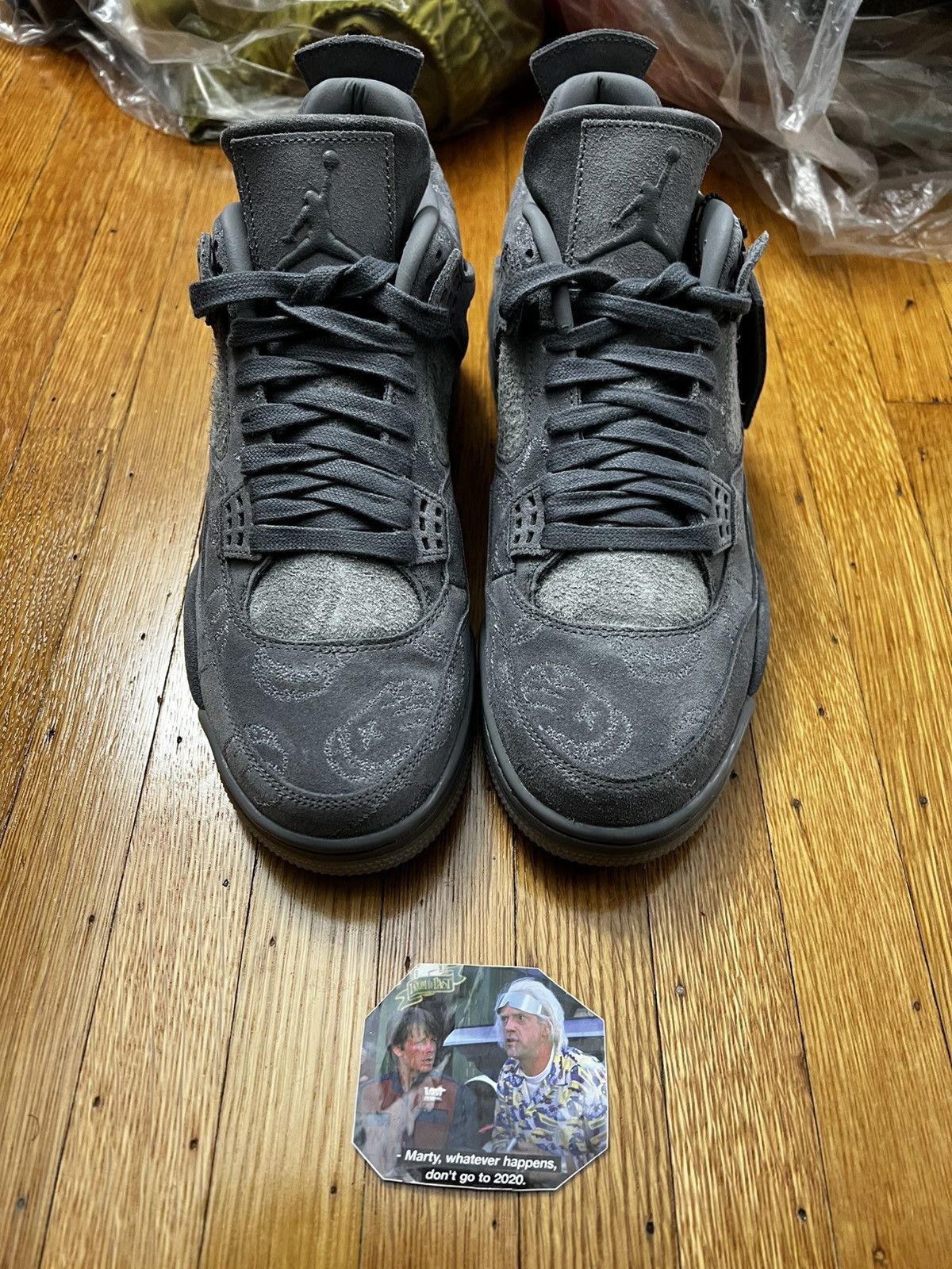 Jordan Brand × Kaws Kaws Jordan 4 Grey Size US 9.5 / EU 42-43 - 7 Thumbnail