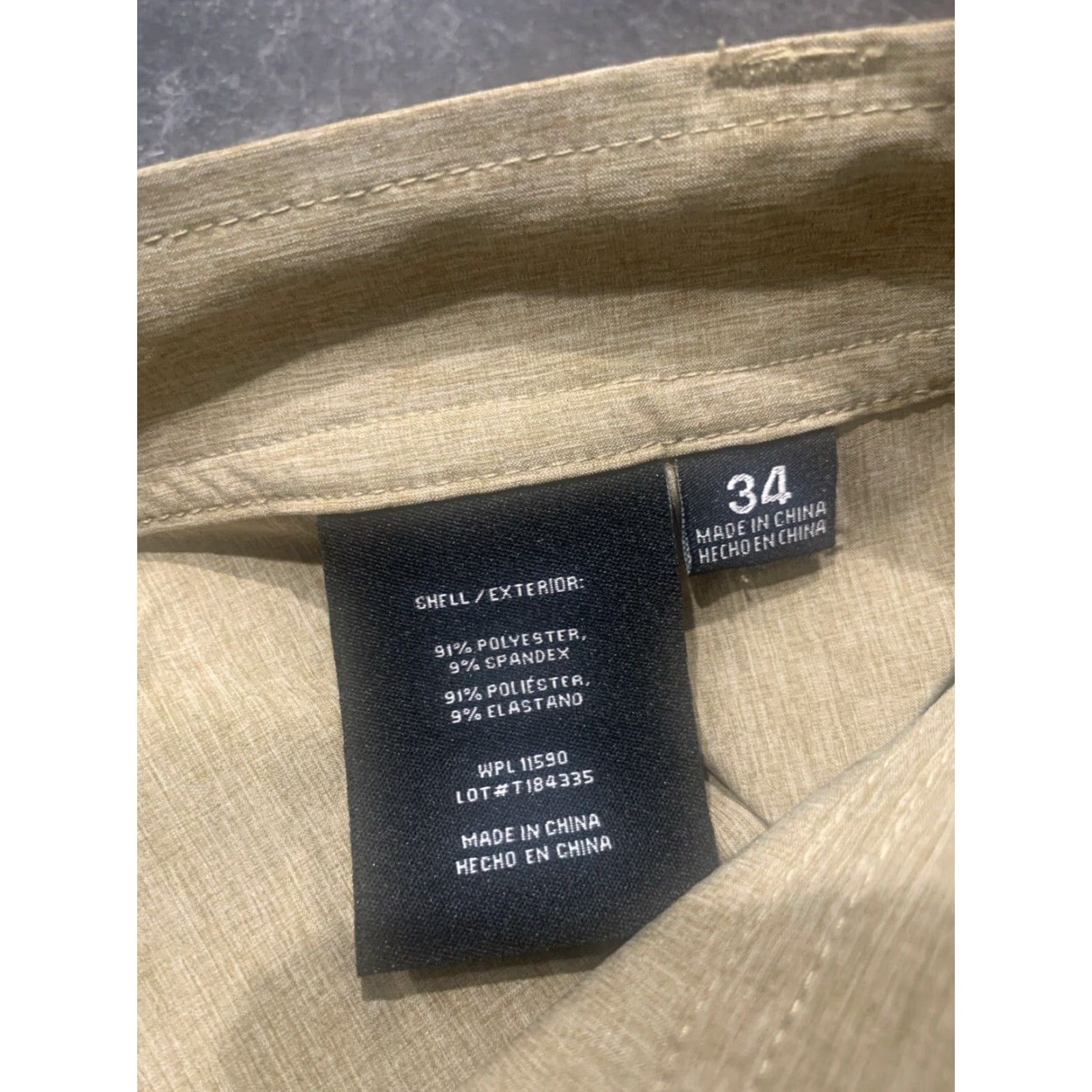 Vintage 32 Degrees Men's Khaki Shorts Size 34 Waist Regular Fit Stretch Chino Performance Golf Walking Beige Size US 34 / EU 50 - 4 Thumbnail