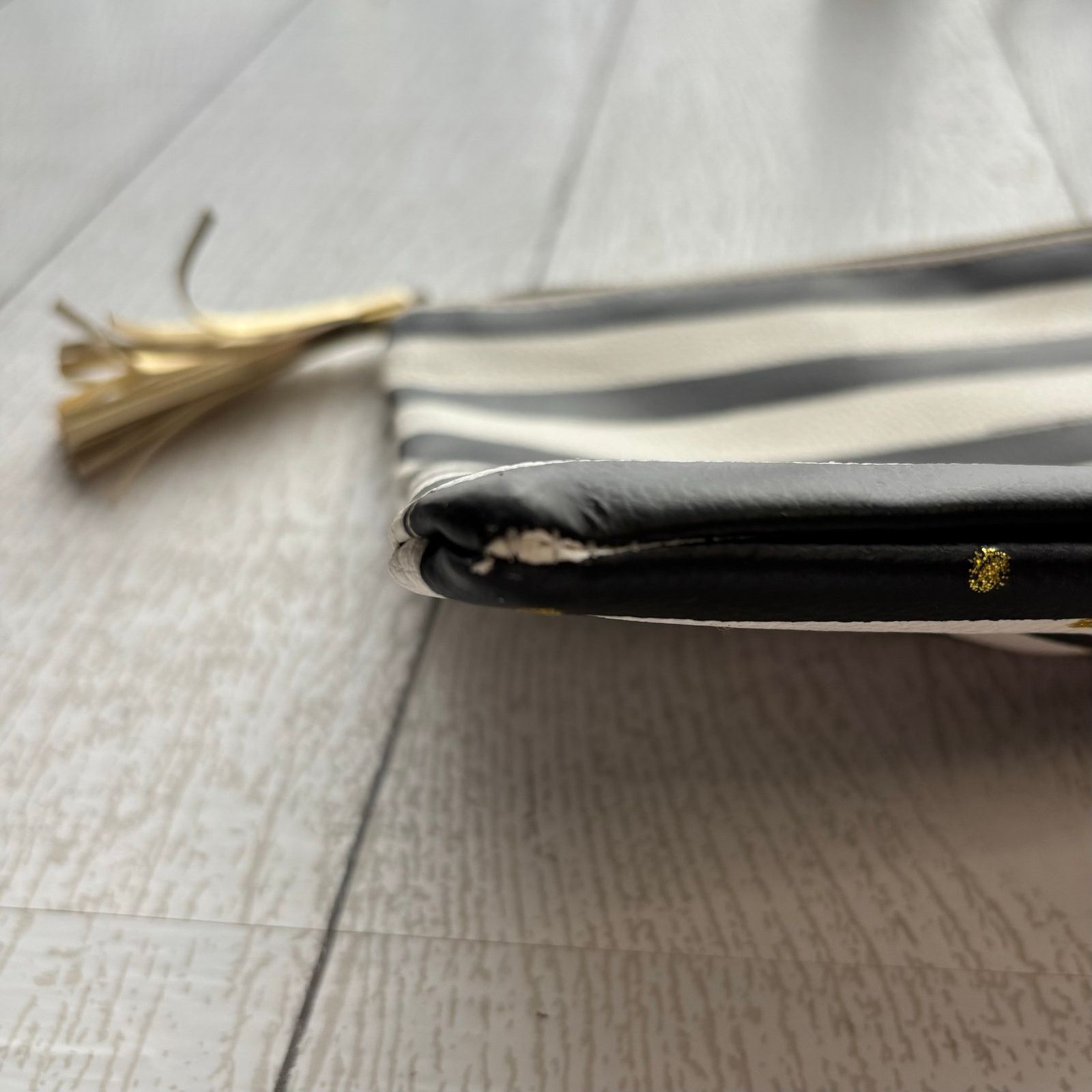 Other Black & White Striped Makeup Bag with Gold Dots NWOT Size ONE SIZE - 7 Thumbnail