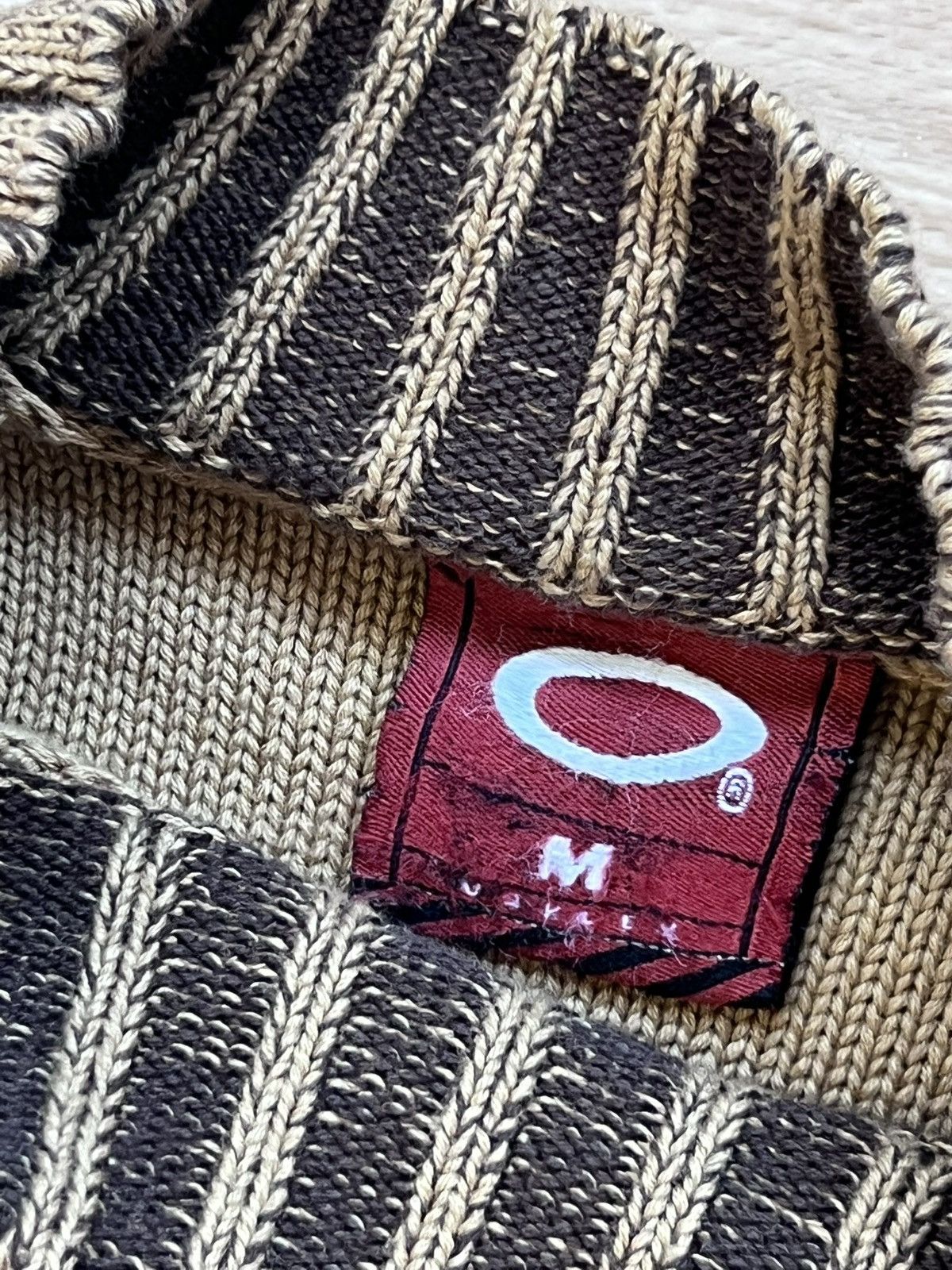 Oakley Vintage Oakley Sweater Big Central Logo Men’s Brown Size M Size US M / EU 48-50 / 2 - 9 Thumbnail