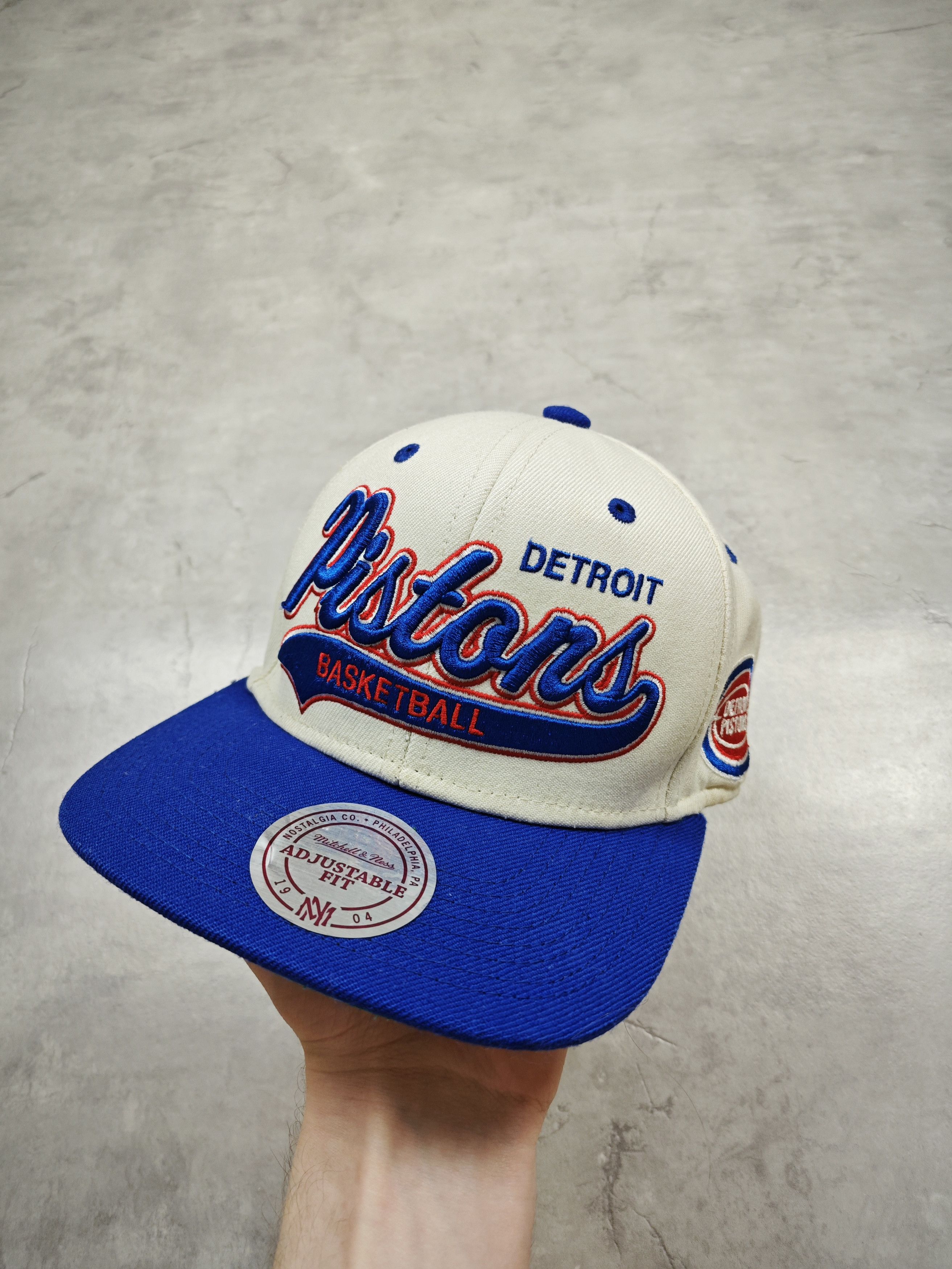 Vintage Detroit Pistons NBA Size ONE SIZE - 1 Thumbnail