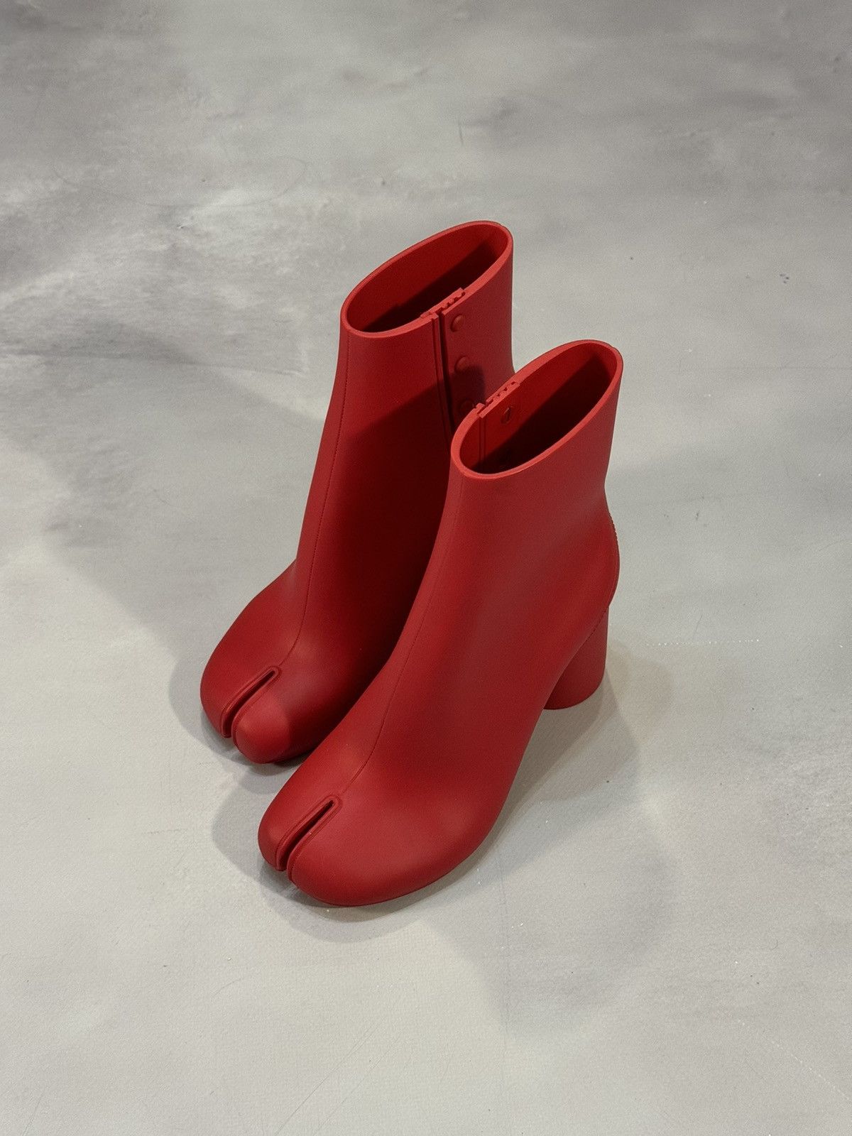 Maison Margiela Eu36 Maison Margiela Recycled Tabi Boots(Red) Size US 6 / IT 36 - 2 Thumbnail