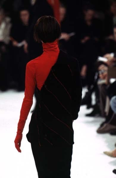 Ann Demeulemeester AW96 Red Twisted Turtleneck Size M / US 6-8 / IT 42-44 - 4 Thumbnail