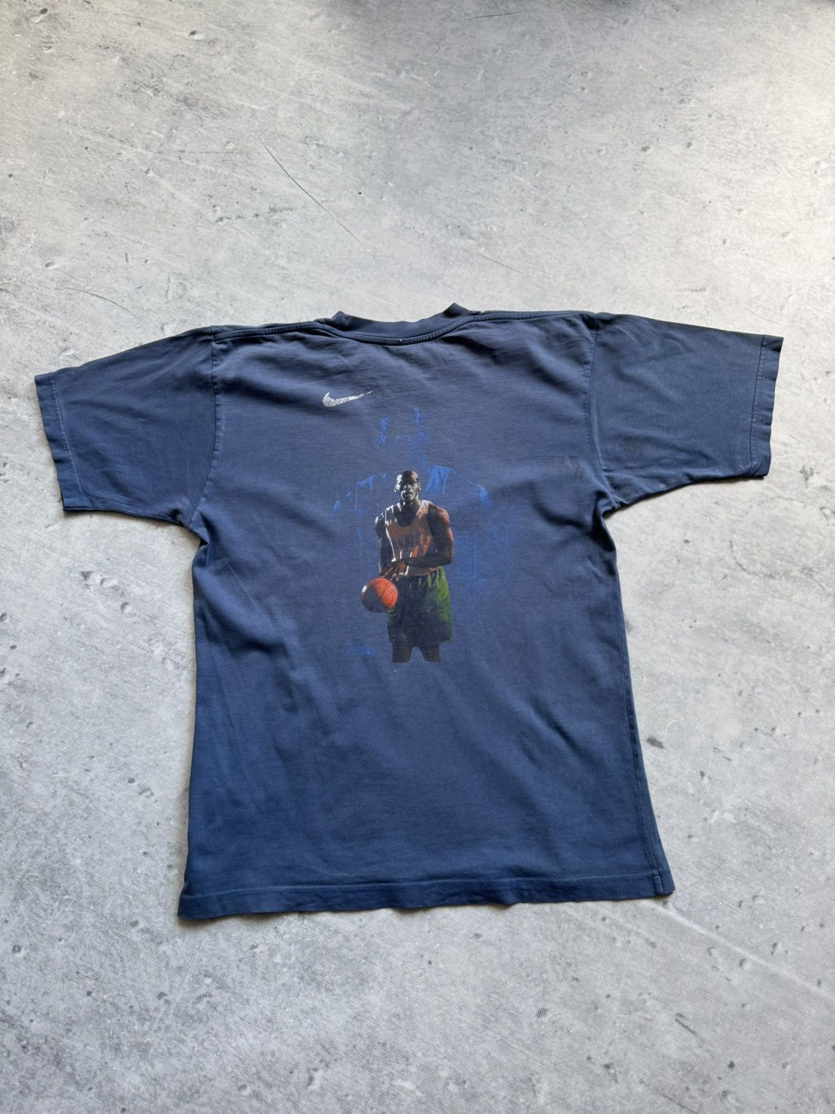 Nike Vintage Nike Michael Jordan Man Or Machine tee Faded Size US S / EU 44-46 / 1 - 1 Thumbnail
