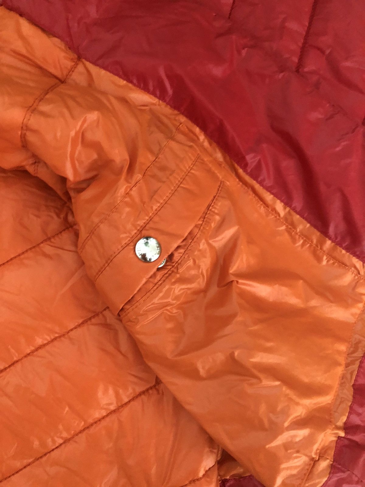 Designer × Prada PRADA WOMAN LIGHT DOWN CROPPED JACKET Size S / US 4 / IT 40 - 17 Thumbnail