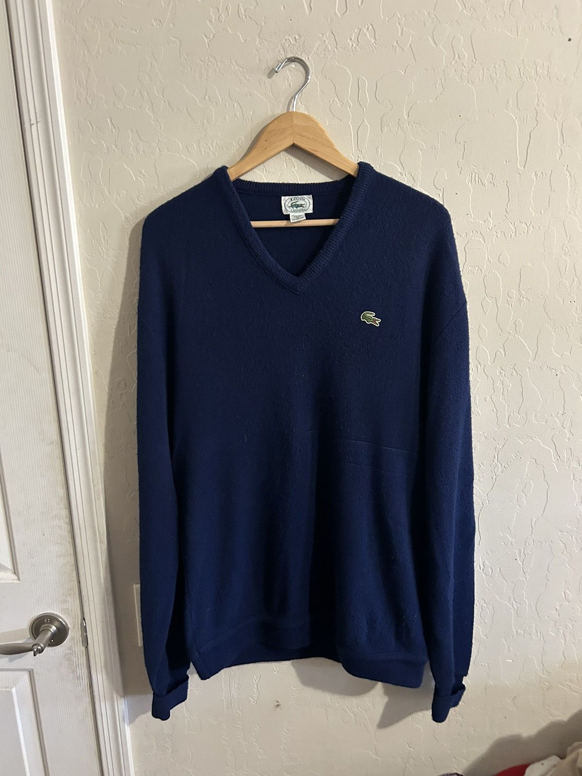 Izod × Lacoste × Vintage Vintage IZOD Lacoste V Neck Sweater Size US XL / EU 56 / 4 - 4 Thumbnail