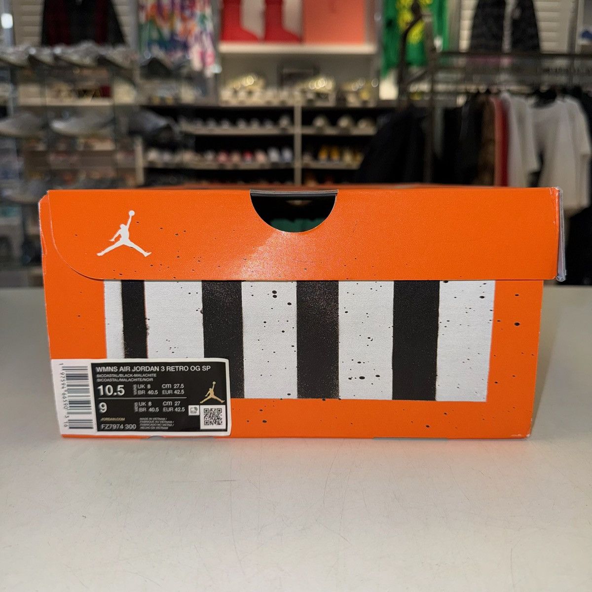 Jordan Brand Size 10.5W (9M) - Chanel x Air Jordan 3 Retro SP Bicoastal Size US 10.5 / IT 40.5 - 7 Thumbnail