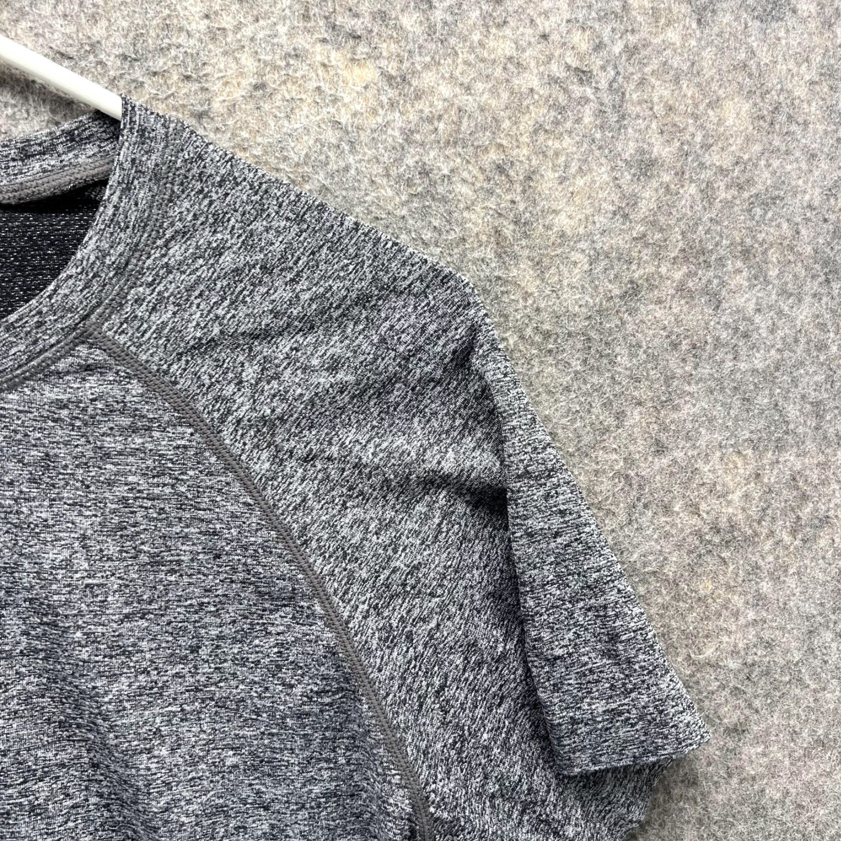 Fabletics Fabletics Shirt Men Small Heather Gray Casual Tee Crewneck Nylon Polyester Size US S / EU 44-46 / 1 - 4 Thumbnail