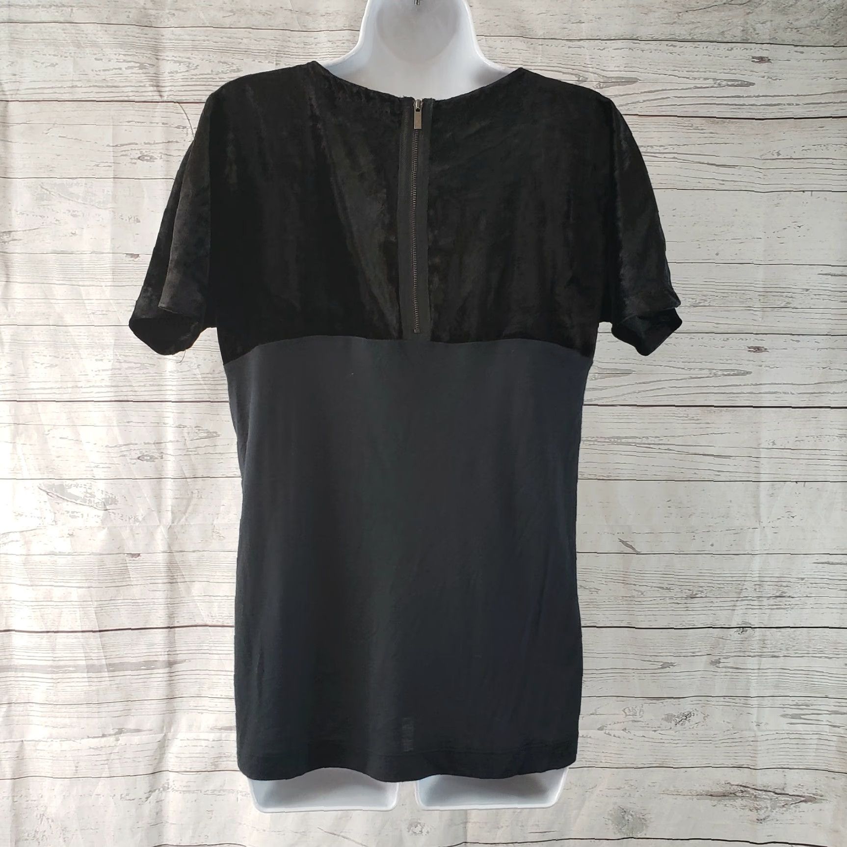Lucky Brand Lucky Brand Womens Velvet Top XS Solid Black Short Sleeve Zipper Blouse Size XS / US 0-2 / IT 36-38 - 3 Thumbnail