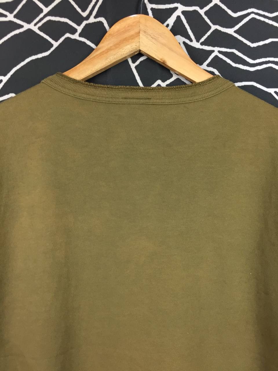 Champion Vtg Champion Athletic Apparel Olive Green Henley Tee Size US L / EU 52-54 / 3 - 8 Thumbnail