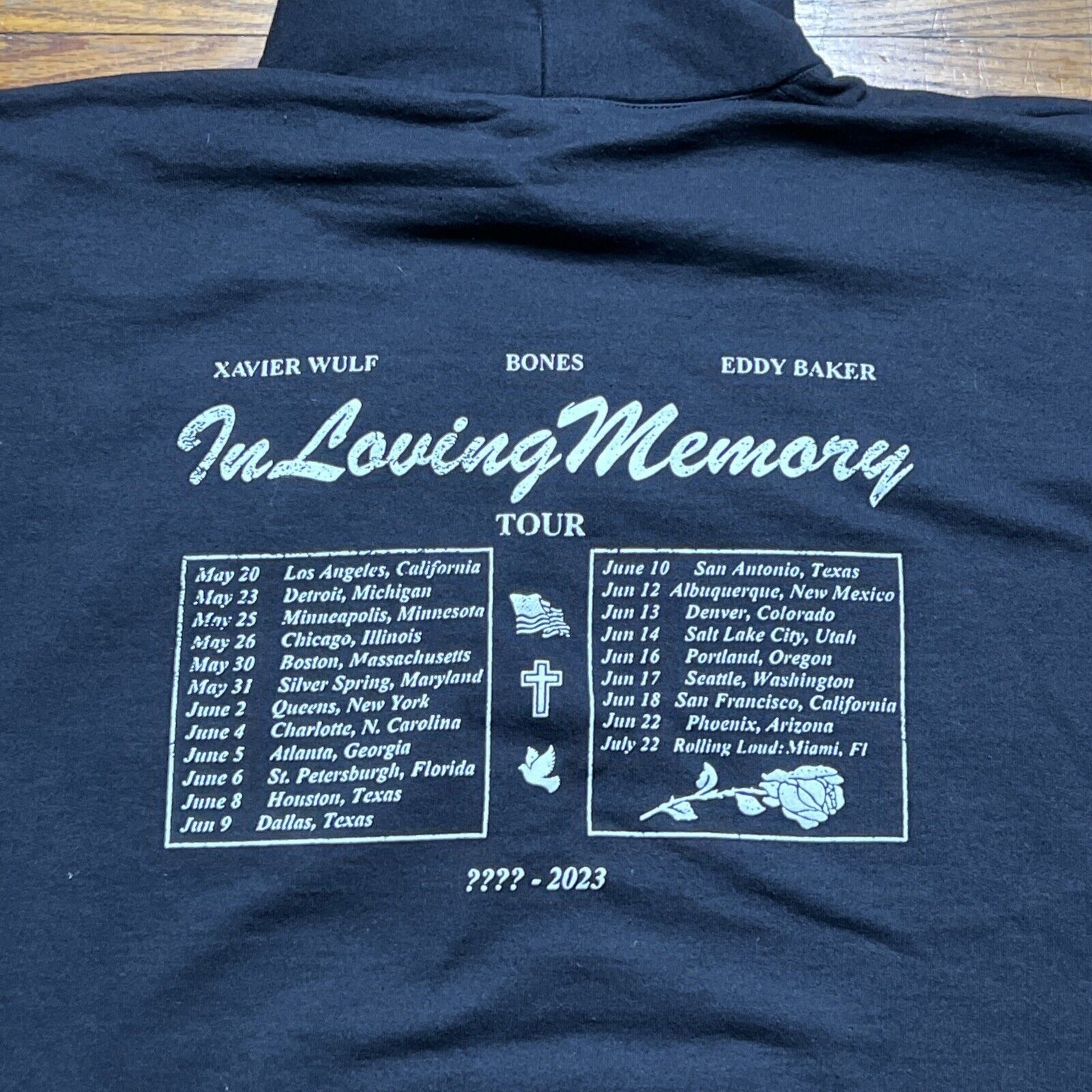 Hanes IN LOVING MEMORY TOUR HOODIE XL BONES XAVIER WULF EDDY BAKER Size US XL / EU 56 / 4 - 5 Thumbnail