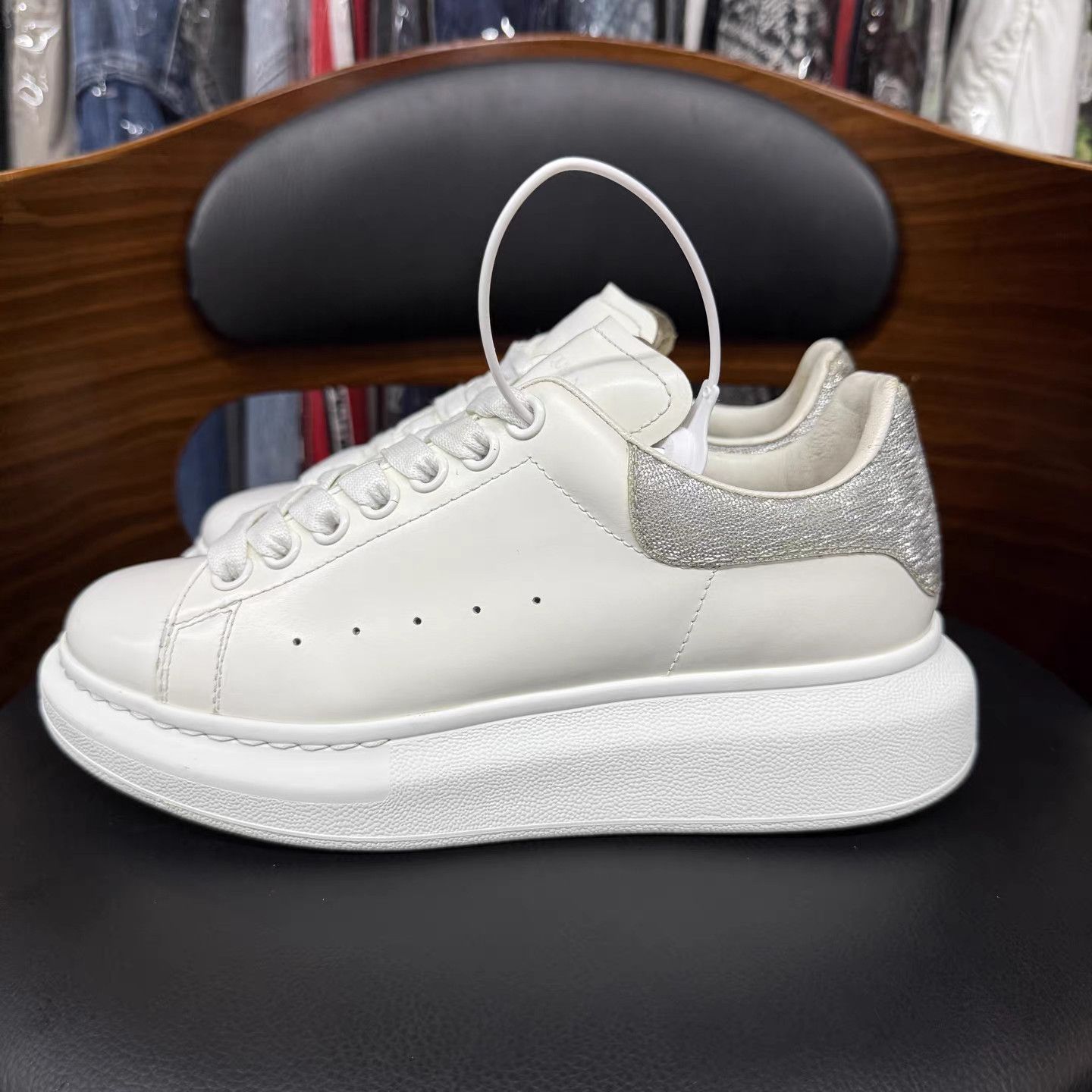 Alexander McQueen Alexander McQueen Casual Shoes K15 Size US 7.5 / IT 37.5 - 6 Thumbnail