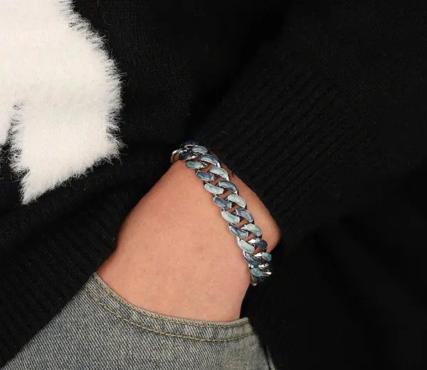 Jewelry Silver Blue Chain Link Bracelet, Chunky Metal Bracelet Size ONE SIZE - 1 Thumbnail