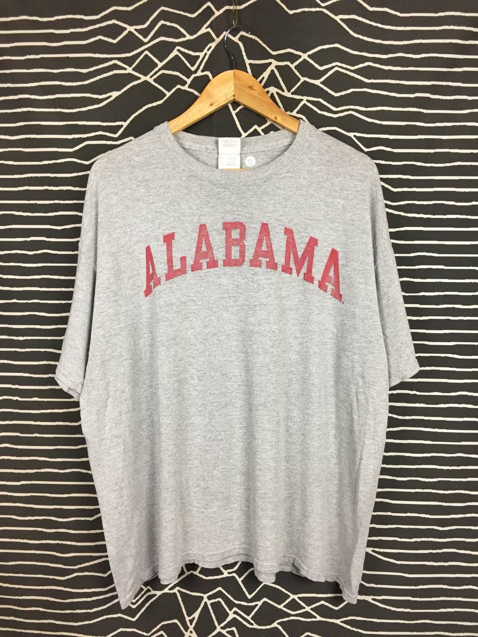 Gildan Alabama Crimson Tide Spell Out College Sports Tee Size US XL / EU 56 / 4 - 1 Thumbnail