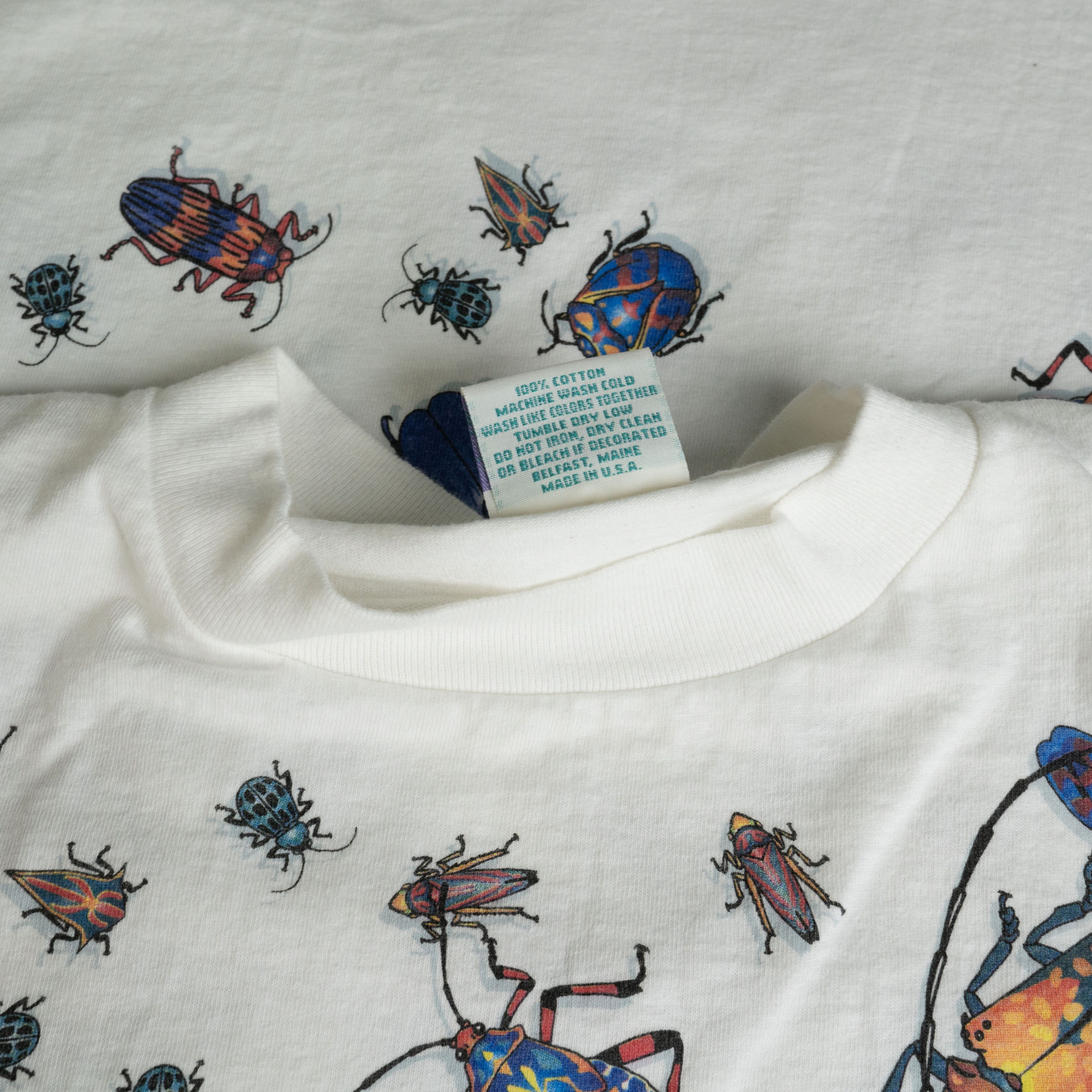 Vintage Vintage 1990's Bugs All Over Print Tee Shirt Size US L / EU 52-54 / 3 - 4 Thumbnail