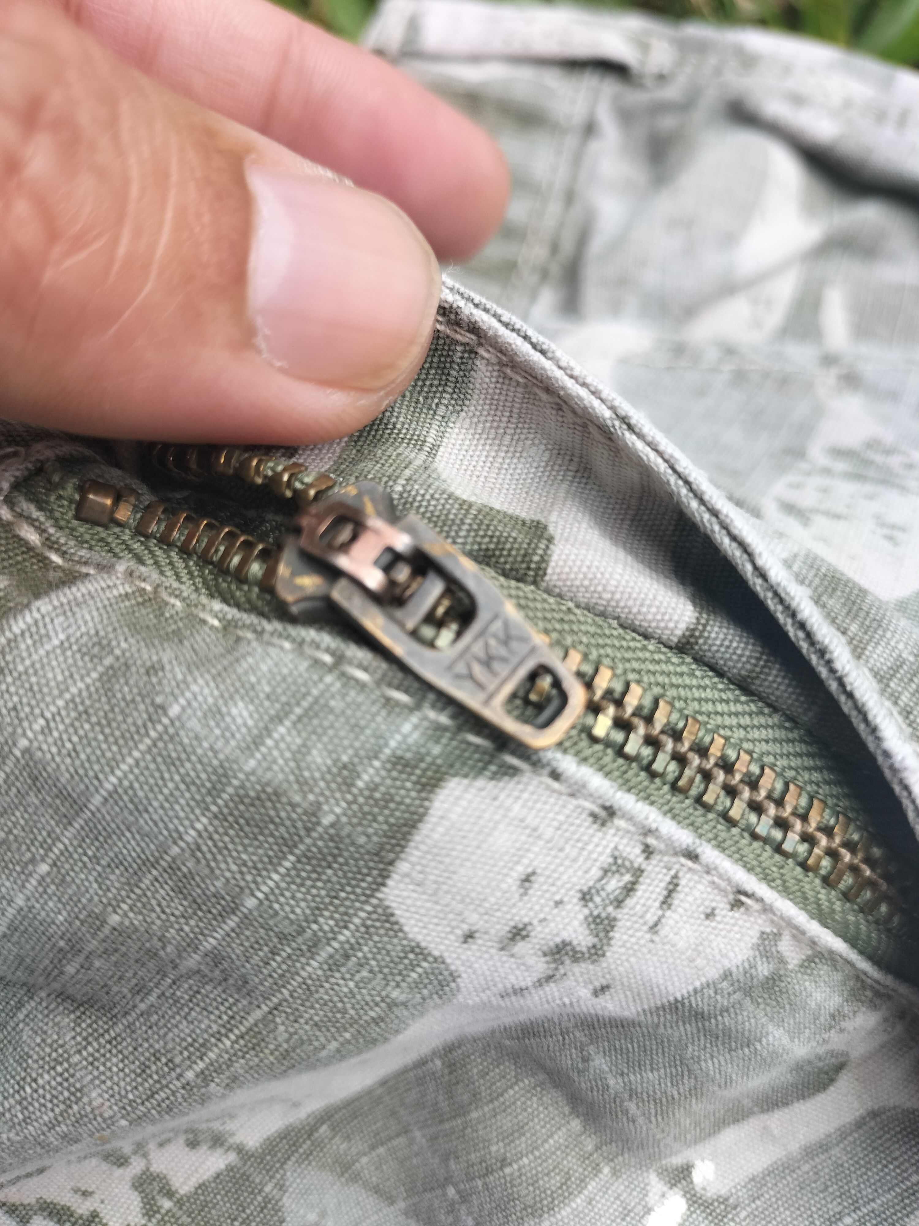 Carhartt × Vintage Vintage Carhartt Cargo Workwear Camouflage Us Airforce Size 26" / US 2 / IT 38 - 8 Thumbnail