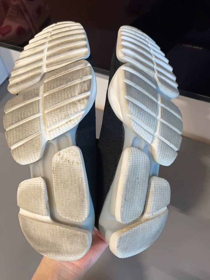 Vetements Vetements Reebok co-branded classic series limited edition Size US 5.5 / IT 35.5 - 7 Thumbnail