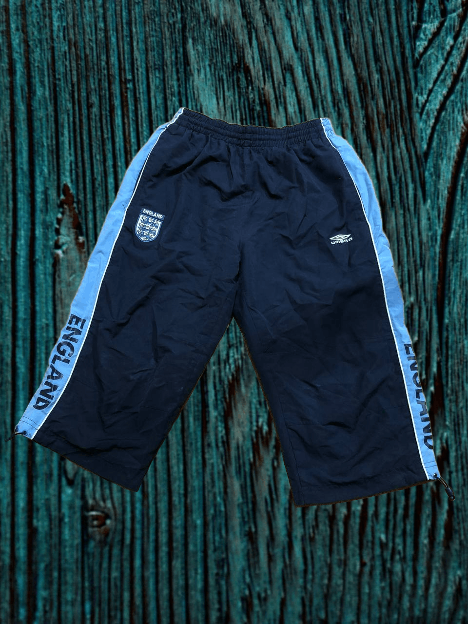 Umbro Vintage Umbro ENGLAND Training Football Shorts Size US 32 / EU 48 - 1 Thumbnail