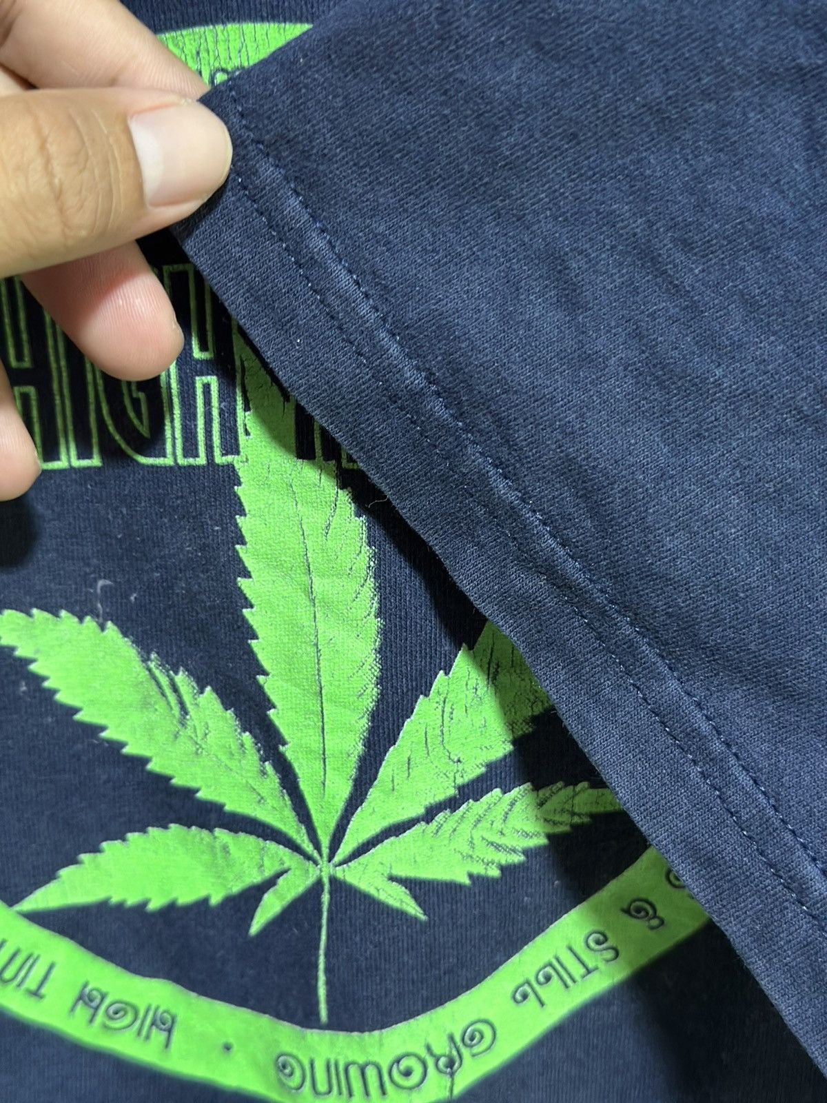 Lee Vintage 90s Weed High Times Faded Lee Tee Size US XL / EU 56 / 4 - 8 Thumbnail