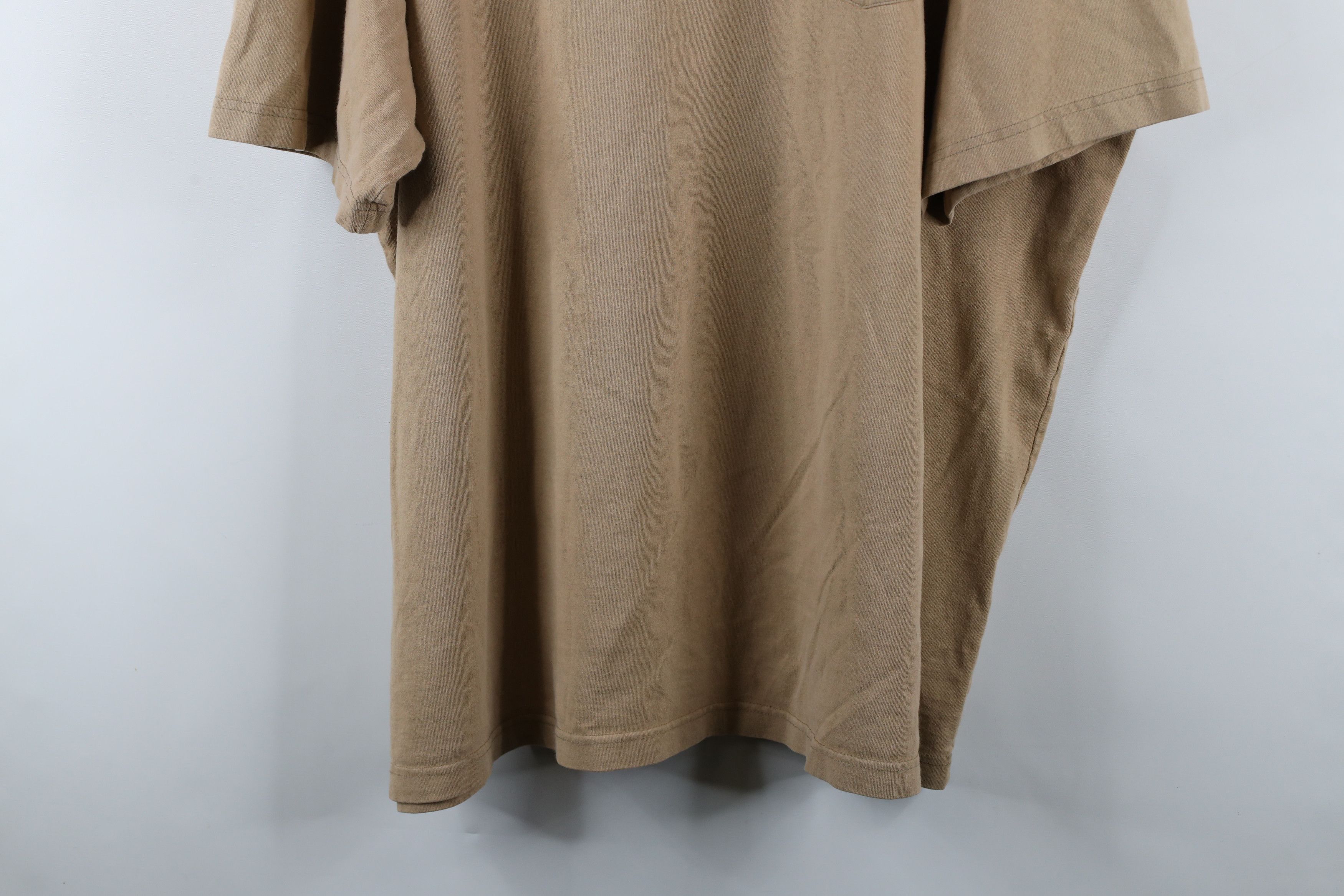Carhartt × Vintage Vintage Carhartt Faded Spell Out Pocket T-Shirt Beige Tan Size US XXL / EU 58 / 5 - 3 Thumbnail