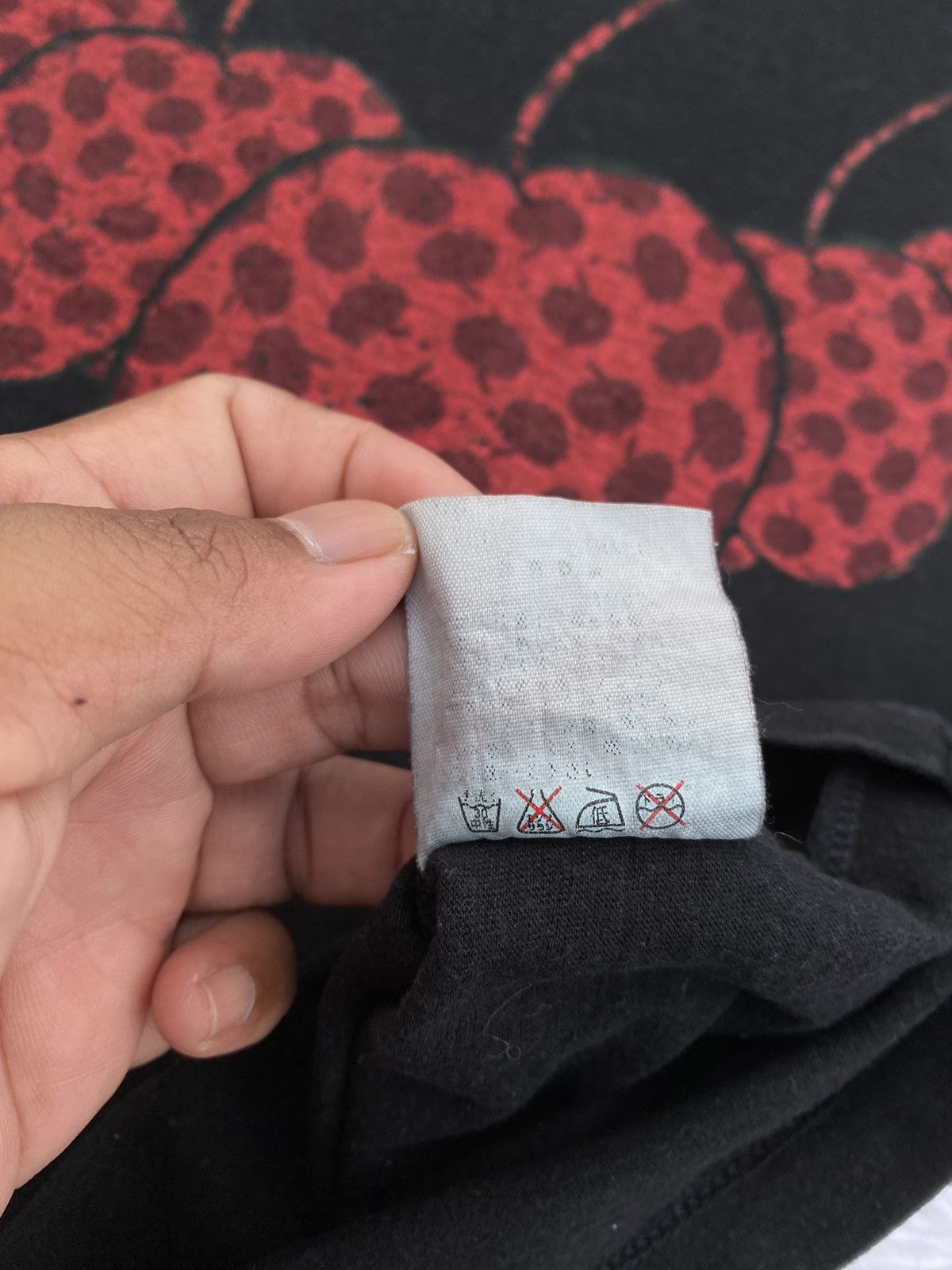 Undercover Rare Undercover Red Apples Tshirt Size US S / EU 44-46 / 1 - 13 Thumbnail