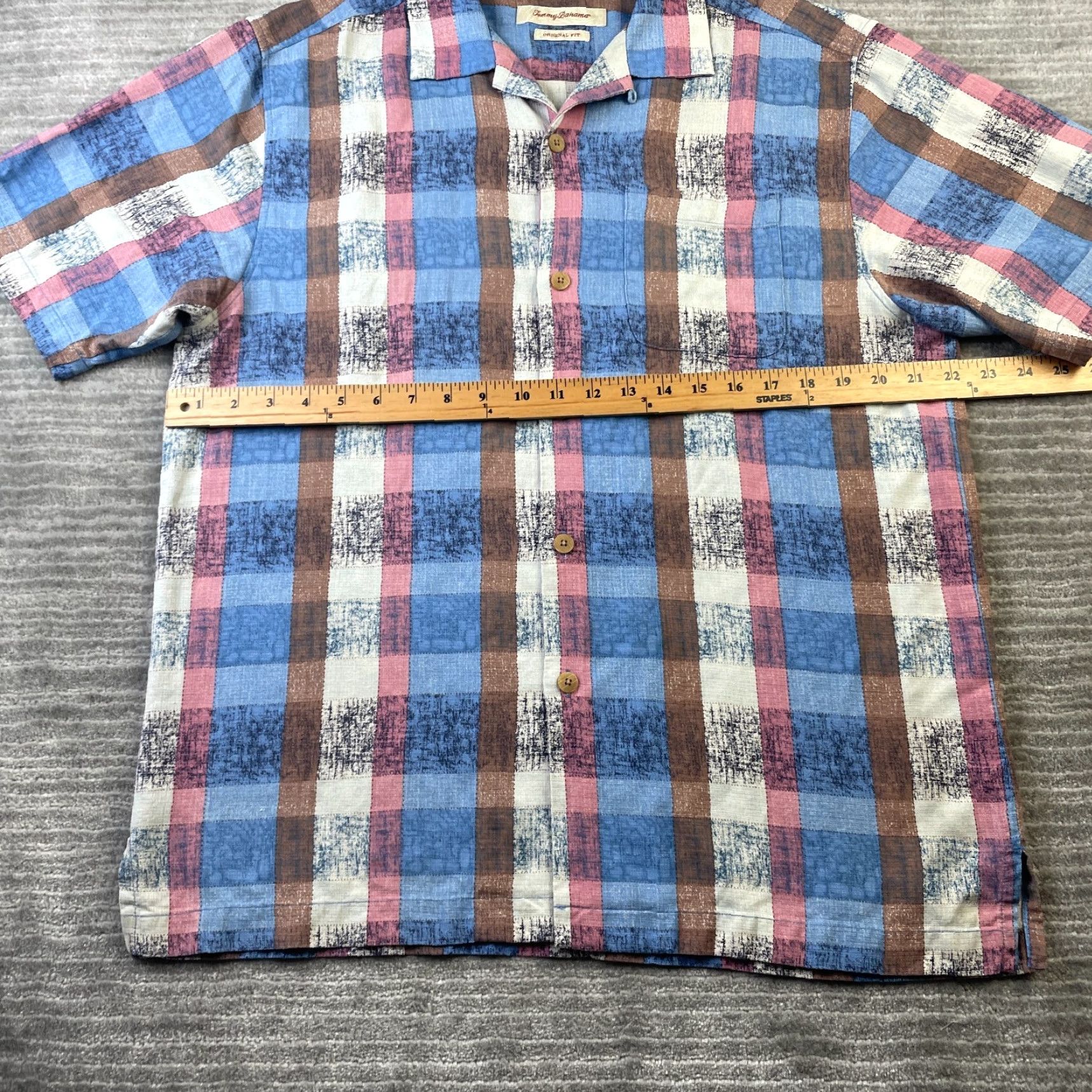 Tommy Bahama VINTAGE not specified, so omit. Final title: Tommy Bahama Shirt Mens M Blue Silk Cotton Button-Up Hawaiian Floral Short Sleeve Size US M / EU 48-50 / 2 - 7 Thumbnail