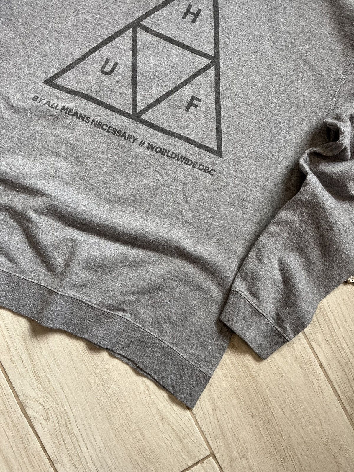 Huf HUF sweatshirt blank grey minimalistic Size US L / EU 52-54 / 3 - 16 Thumbnail