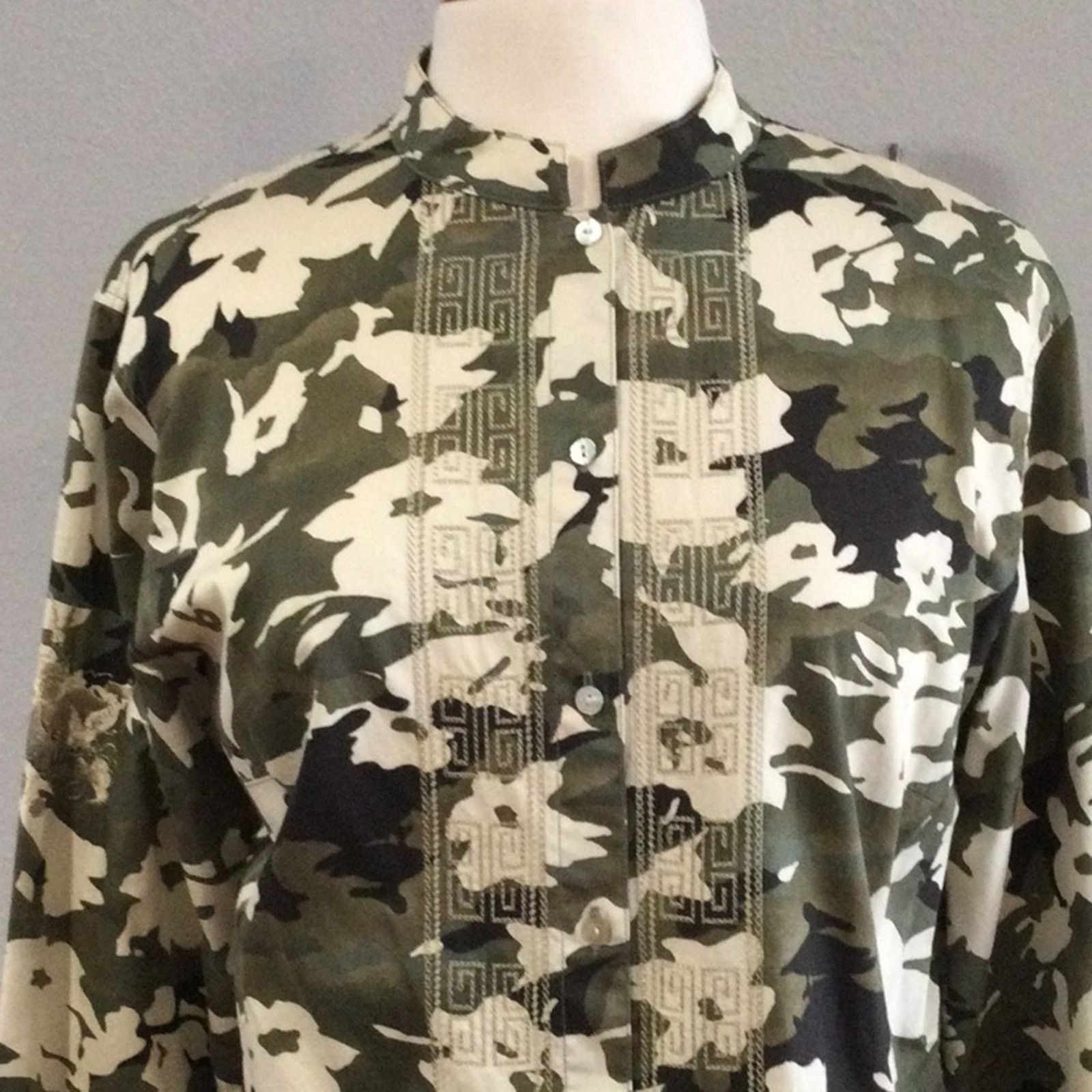 Chicos Chico's Camouflage Embroidered L/S Button Front Shirt 2/L/12 Size L / US 10 / IT 46 - 2 Thumbnail