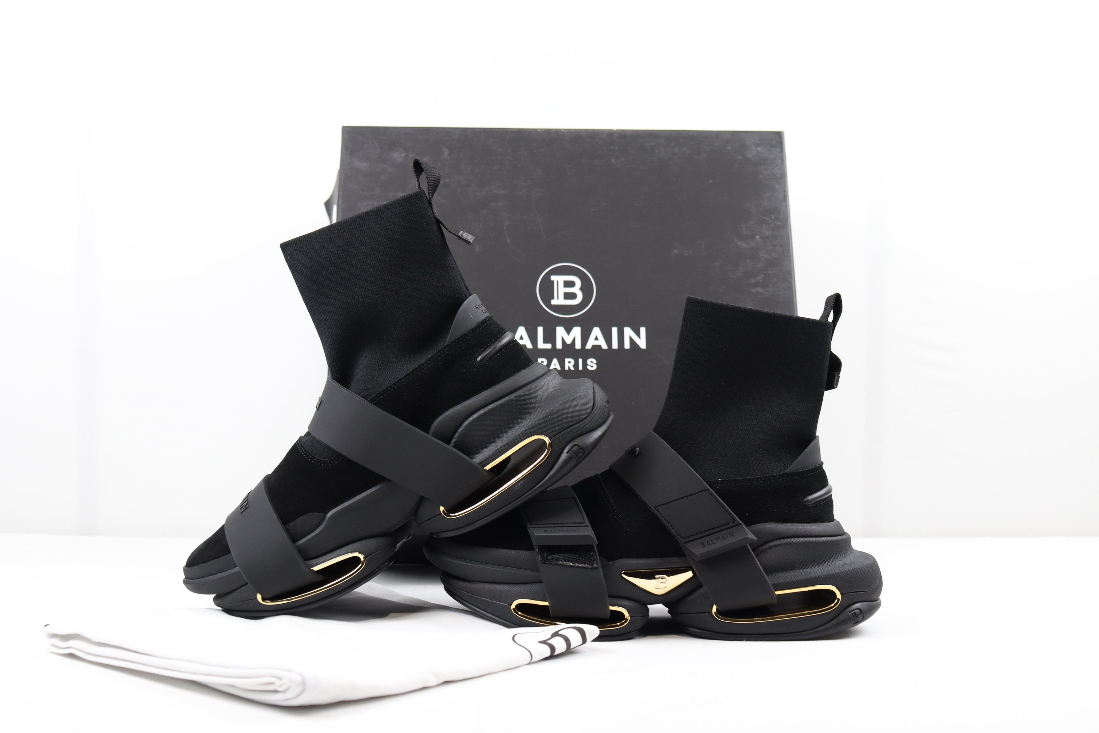 image of Balmain O1Rshd10124 B-Bold Strap Sneakers In Black / Gold in Black/Gold, Men's (Size 9)