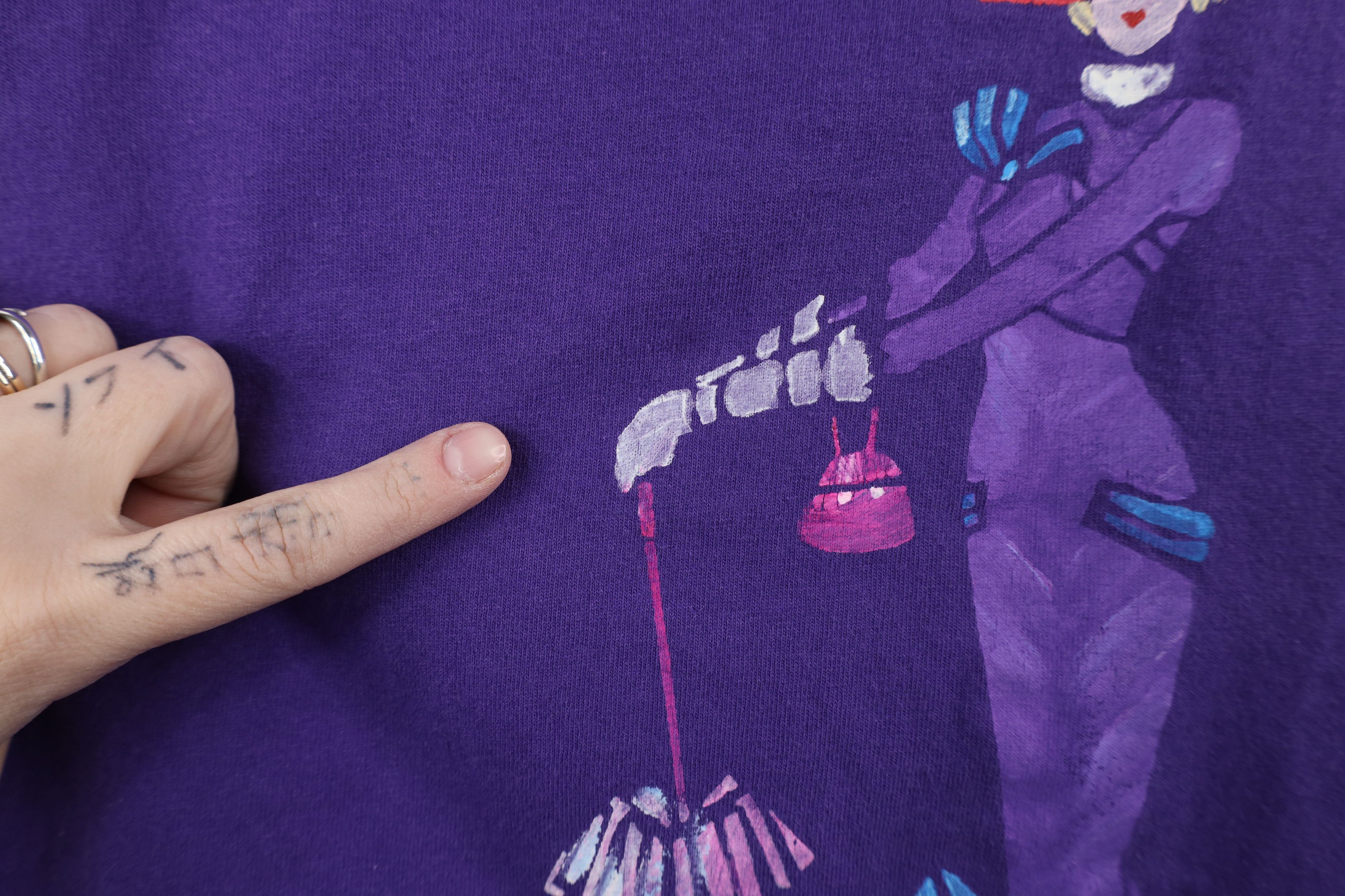 Vintage Vintage 90s Streetwear Painted High Fashion Couture T-Shirt Size L / US 10 / IT 46 - 6 Thumbnail