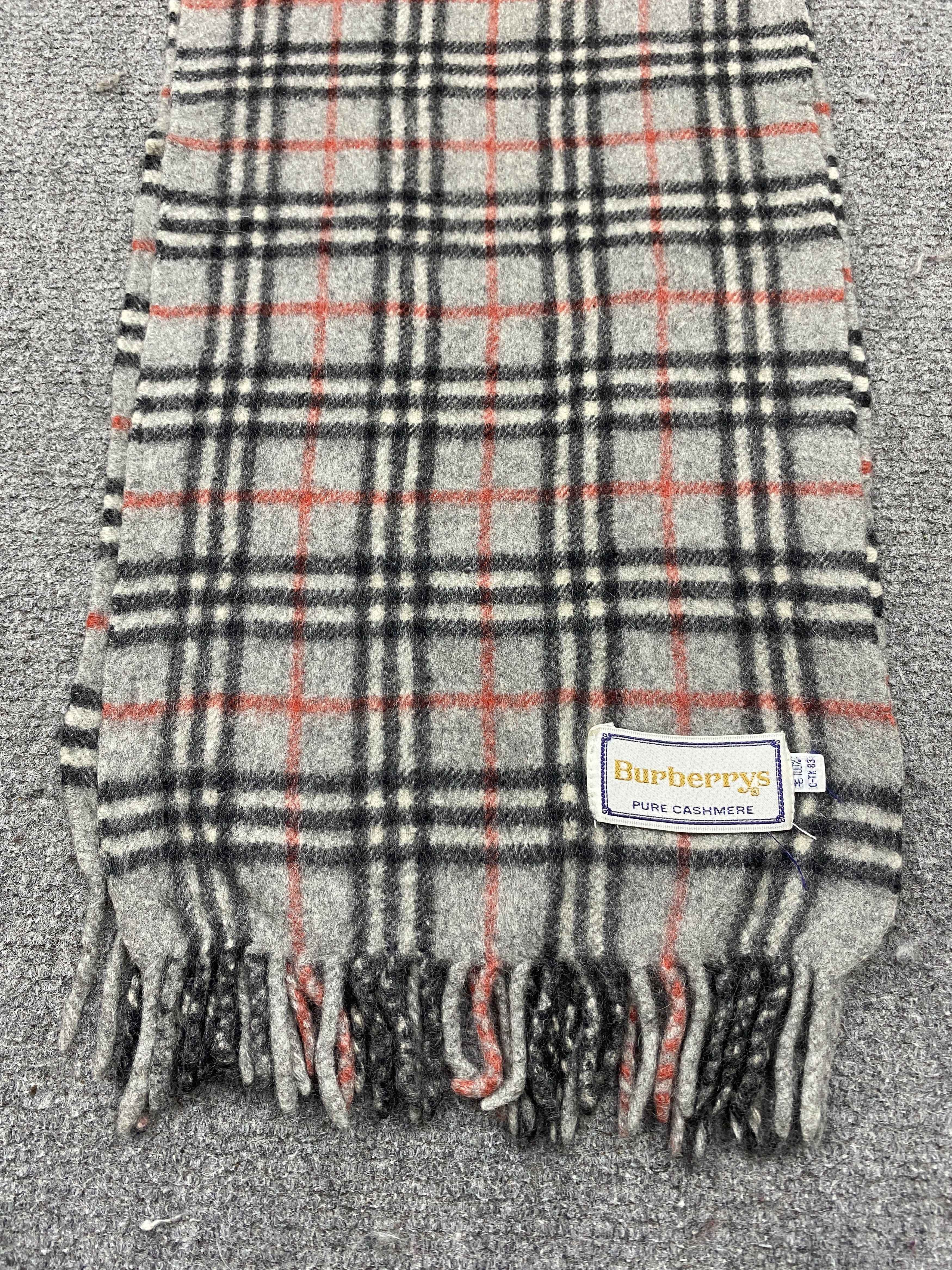 Burberry Burberrys Novacheck Cashmere Scarf Muffler / Neckwear SC0185 Size ONE SIZE - 6 Thumbnail