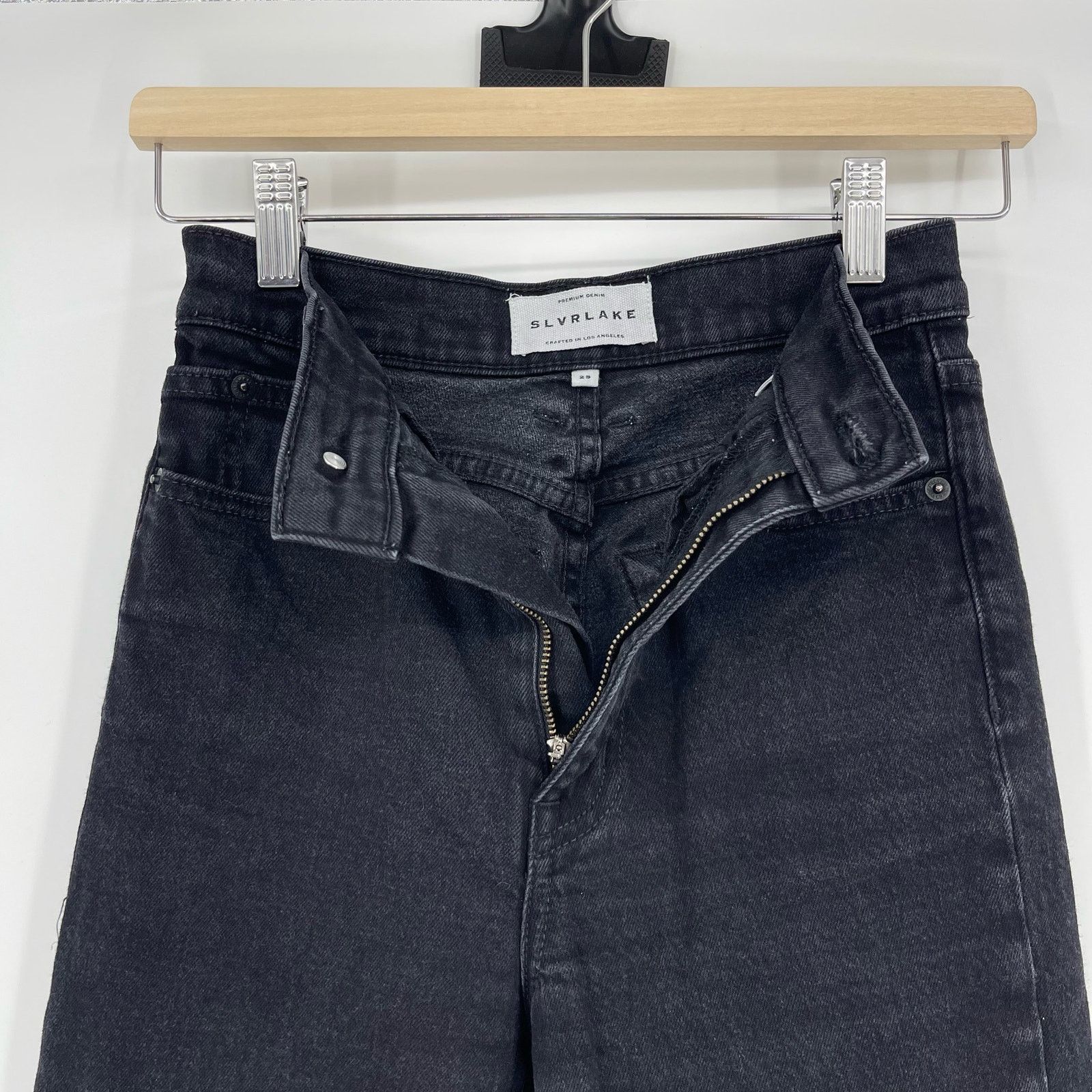 SLVRLAKE SLVRLAKE | London Straight Leg Jeans Jet Black 25 Size 25" / US 0 / IT 36 - 6 Thumbnail