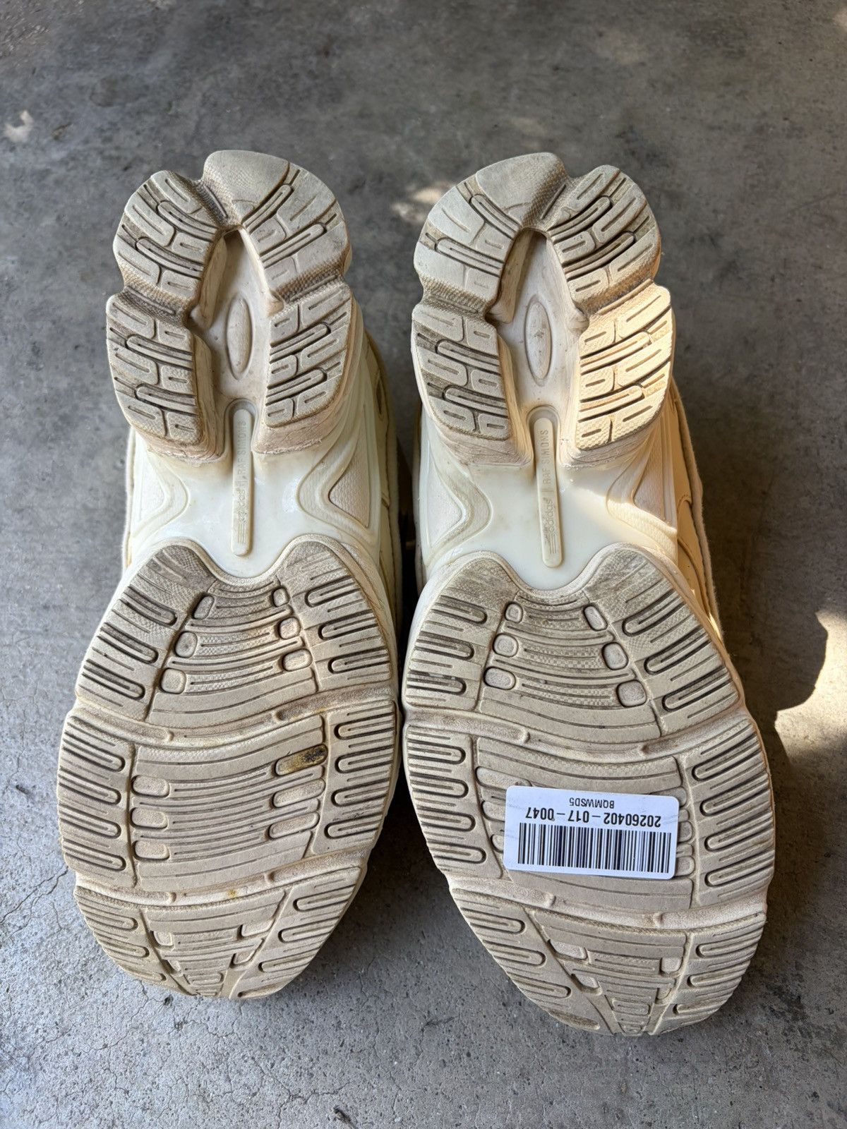 Raf Simons raf simons ozweegos bunny white Size US 8 / EU 41 - 5 Thumbnail