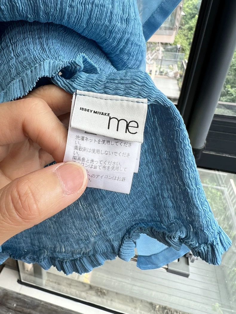 Issey Miyake Issey Miyake size:one size Blue crepe short-sleeved shirt Size S / US 4 / IT 40 - 3 Thumbnail
