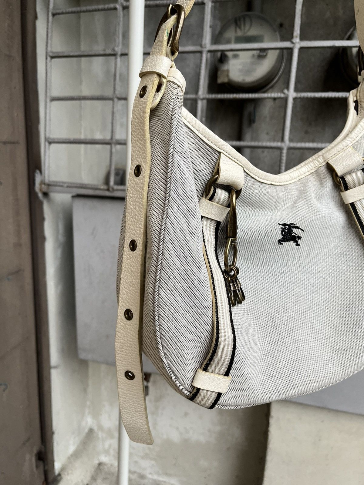 Burberry Burberry Blue Label Canvas 2-Way Shoulder Bag Size ONE SIZE - 7 Thumbnail