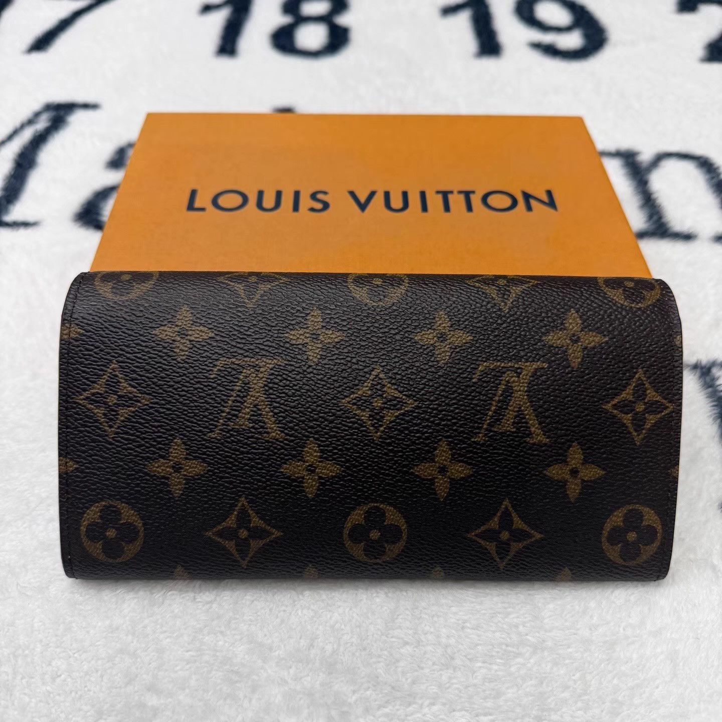 Louis Vuitton LV Monogram Emilie Wallet with Pink Interior Q10 Size ONE SIZE - 2 Thumbnail